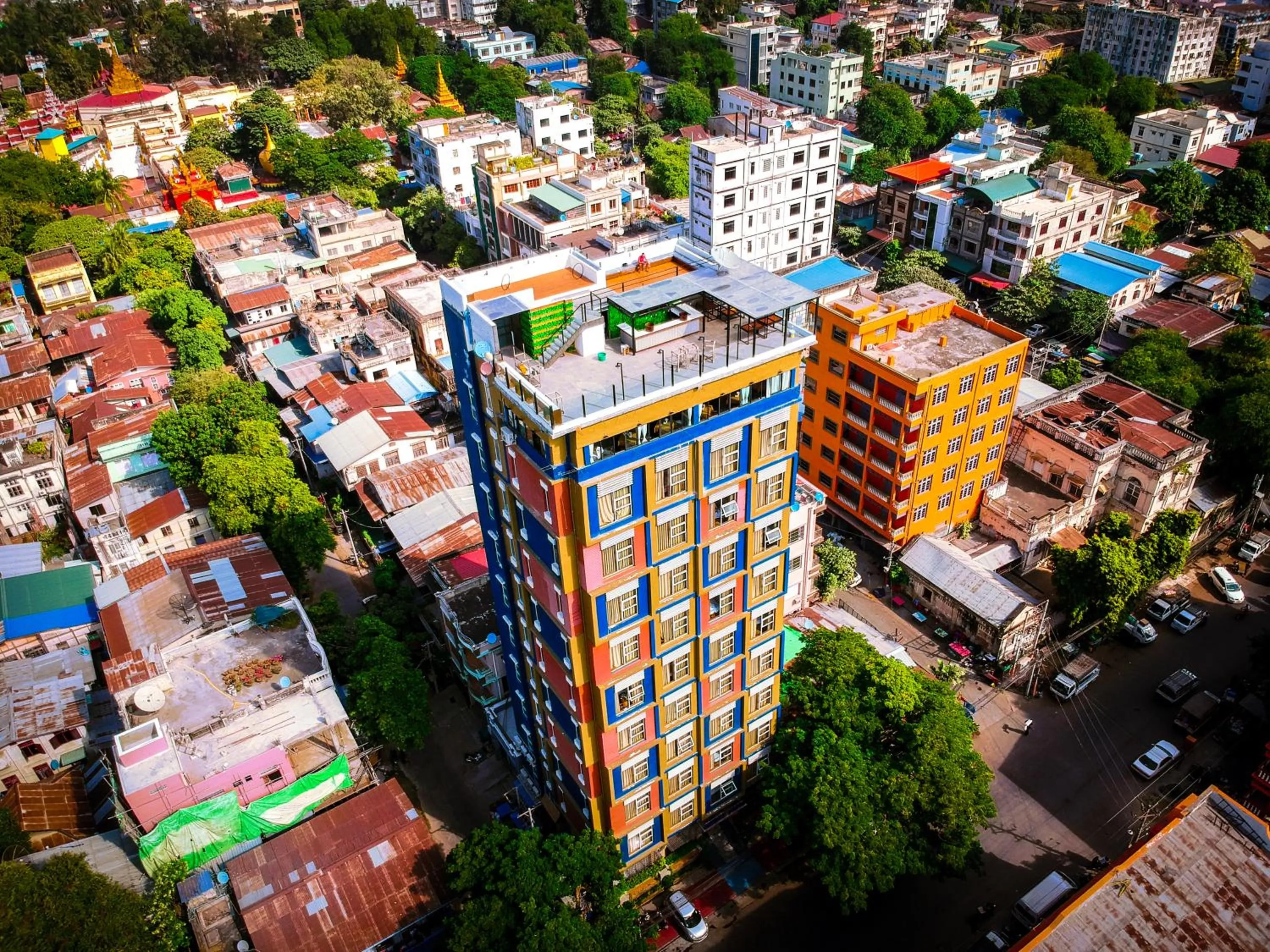 Bird's eye view in The Hotel Nova