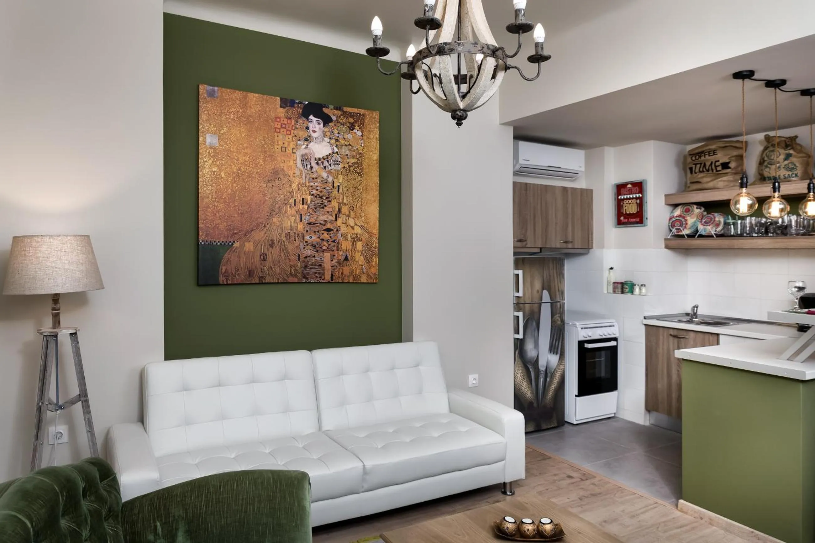 Kitchen or kitchenette in Vintage Apartment in the Heart of Plaka