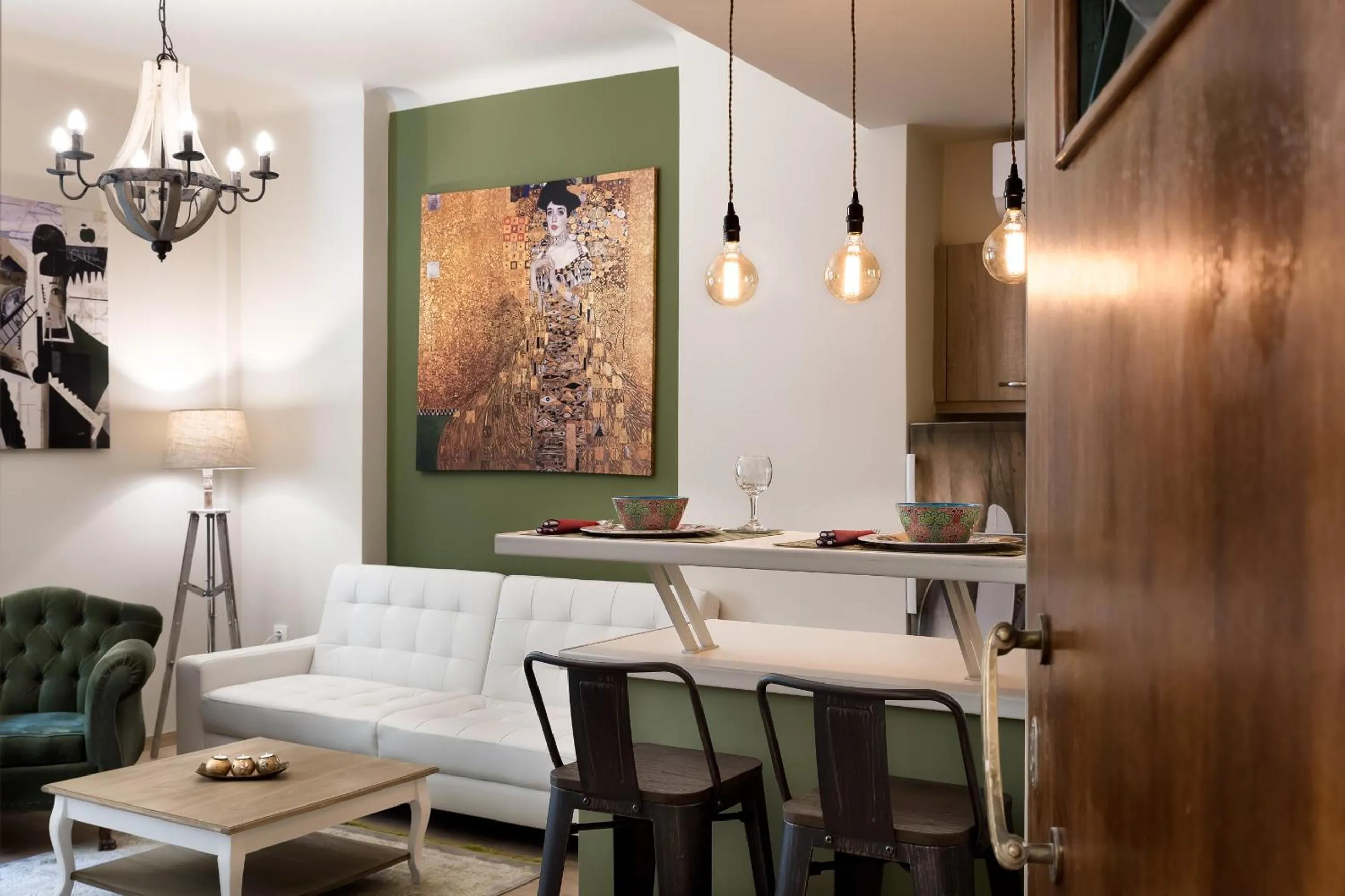 Coffee/tea facilities in Vintage Apartment in the Heart of Plaka