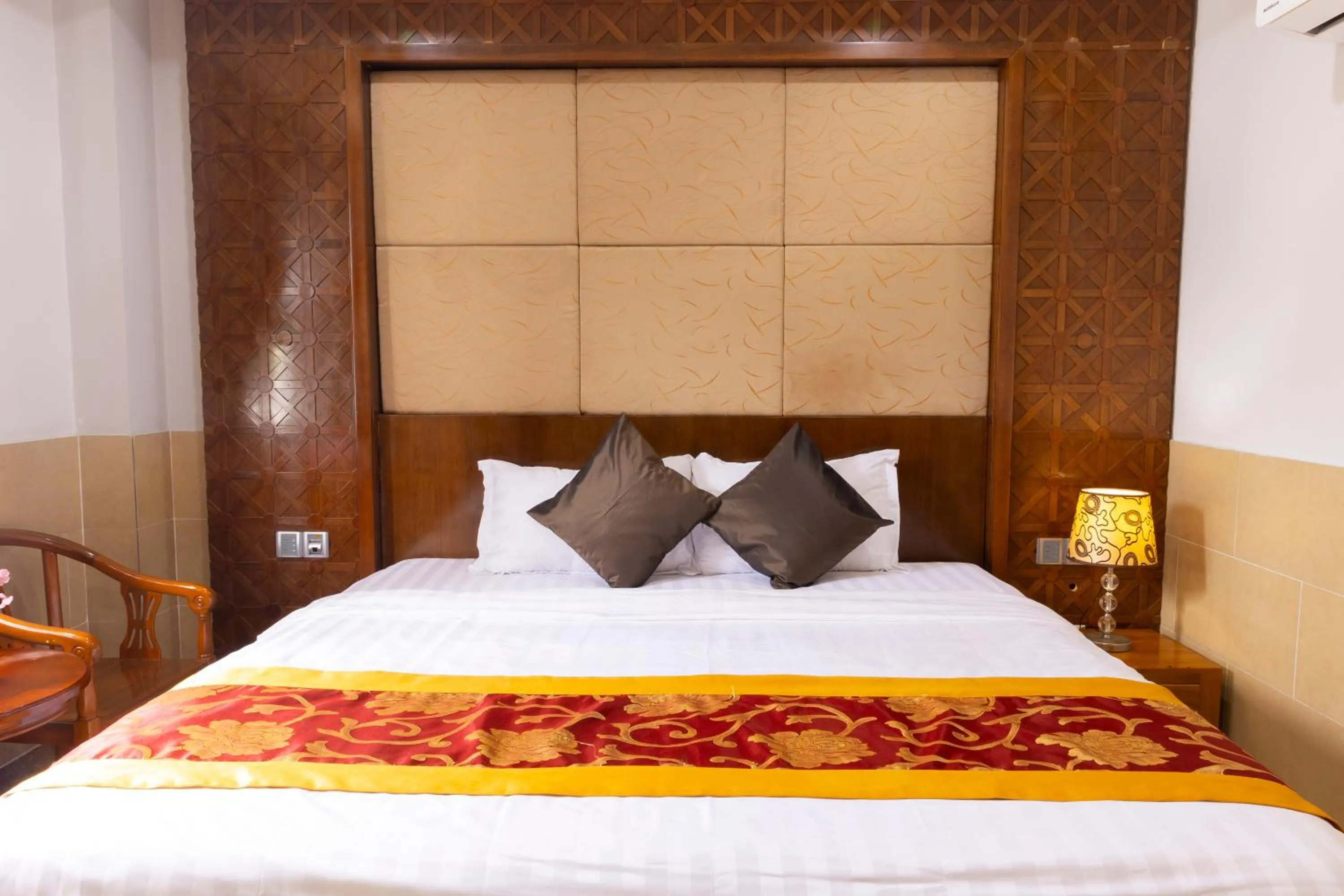 Bed in Hoang Anh Star Boutique Hotel