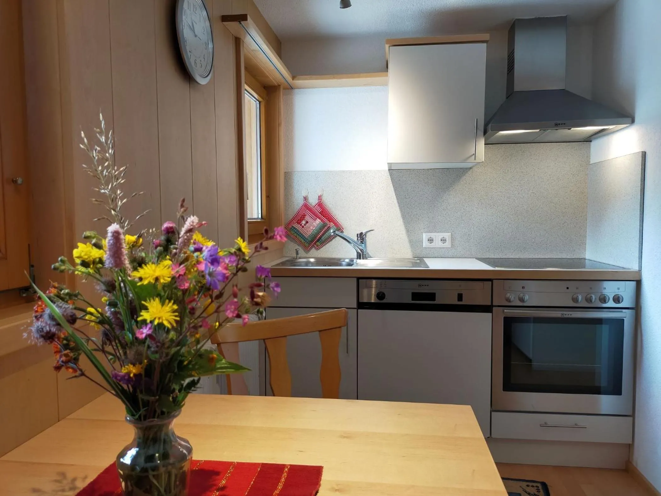 Kitchen or kitchenette in Pension Edelweiss
