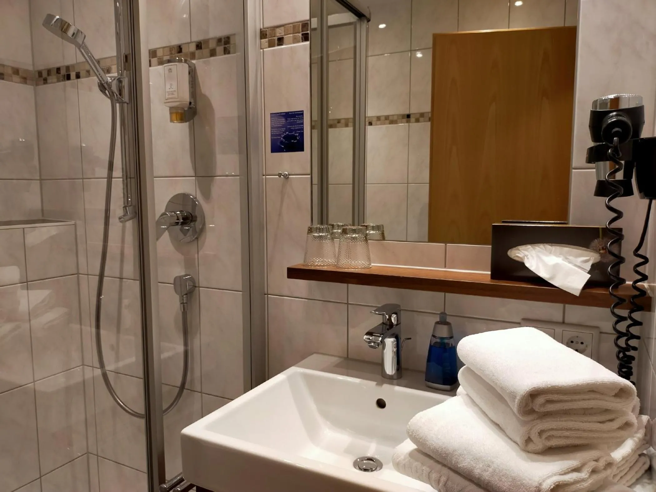 Bathroom in Pension Edelweiss