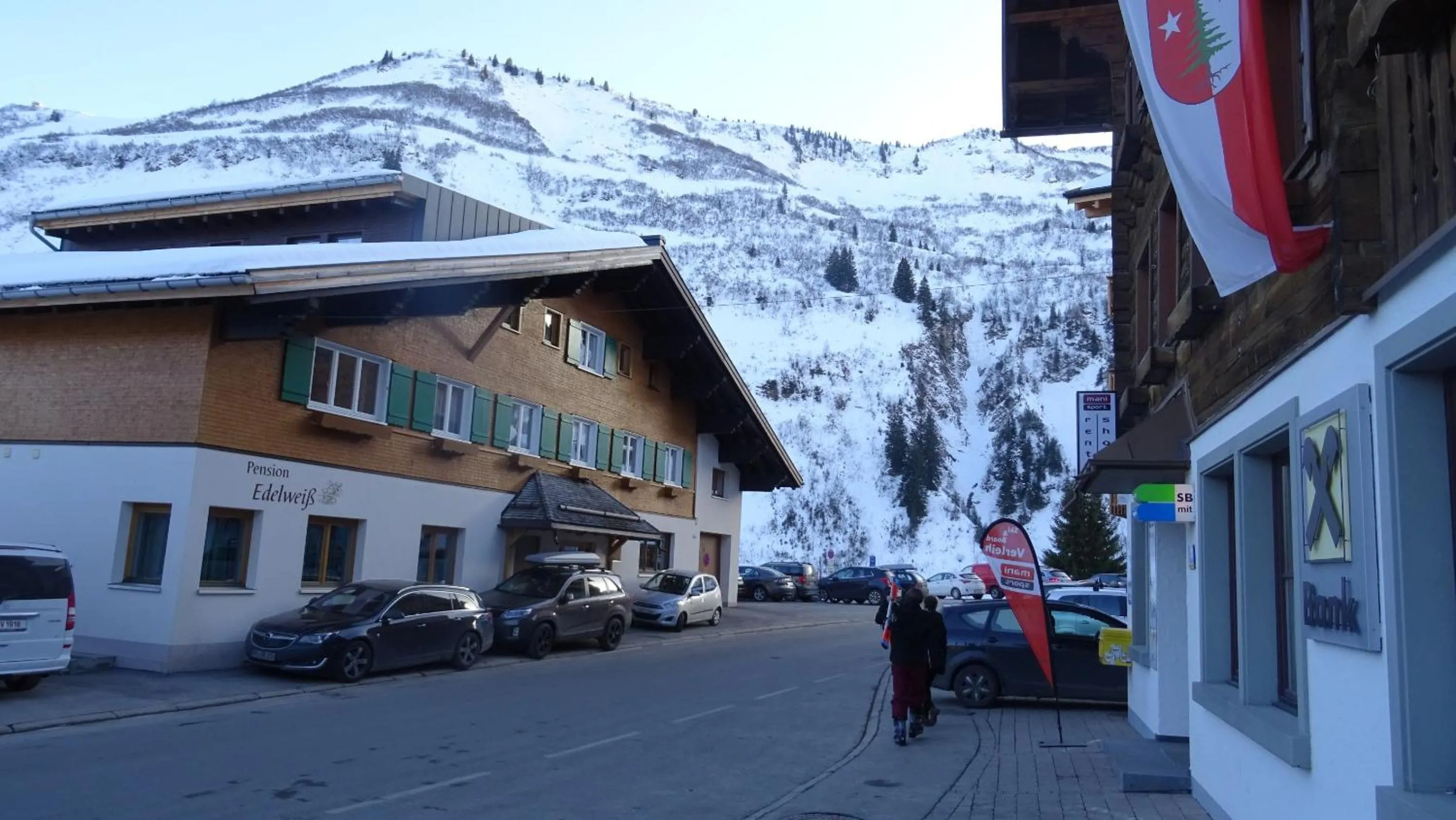 Facade/entrance in Pension Edelweiss