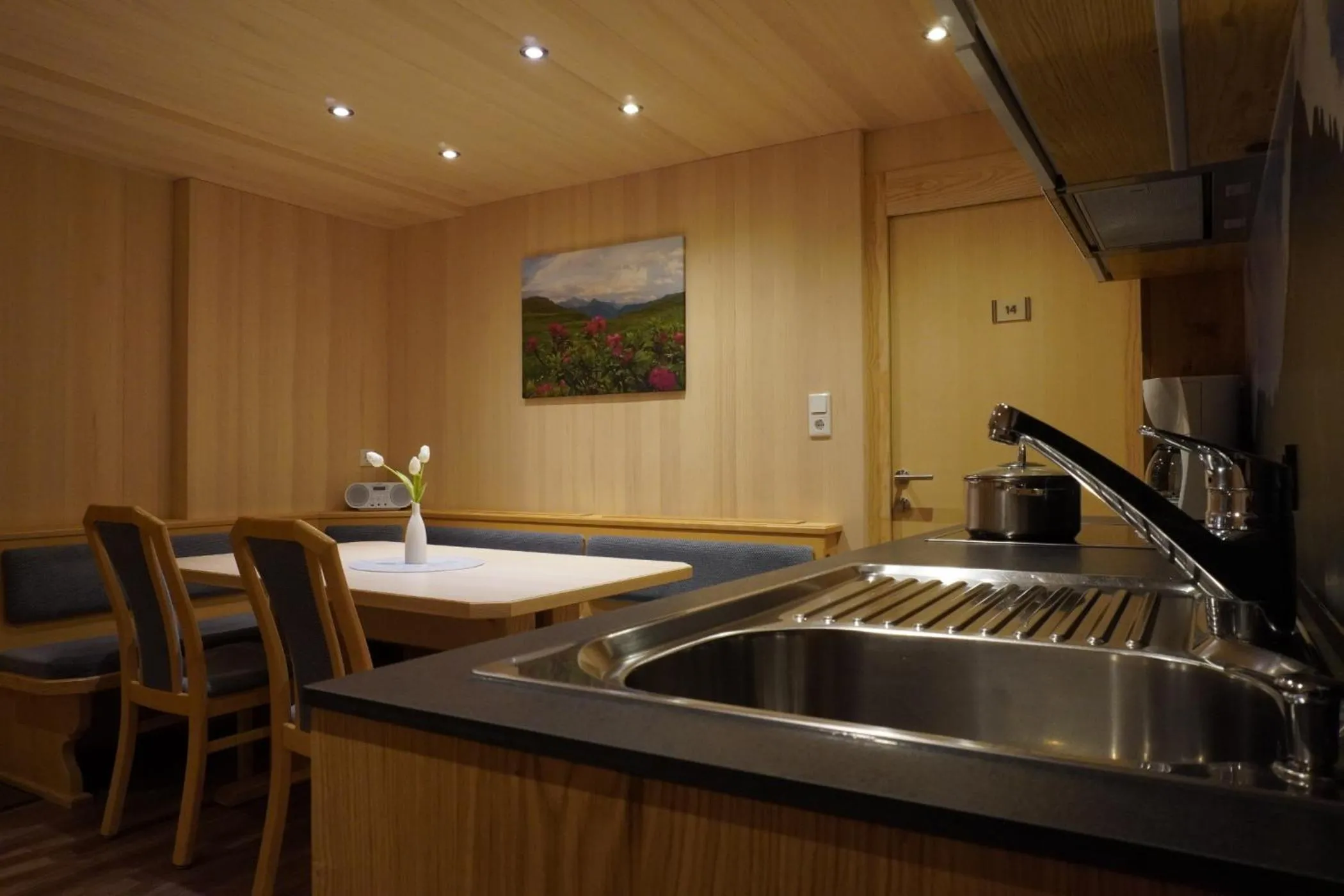 Kitchen or kitchenette in Pension Edelweiss