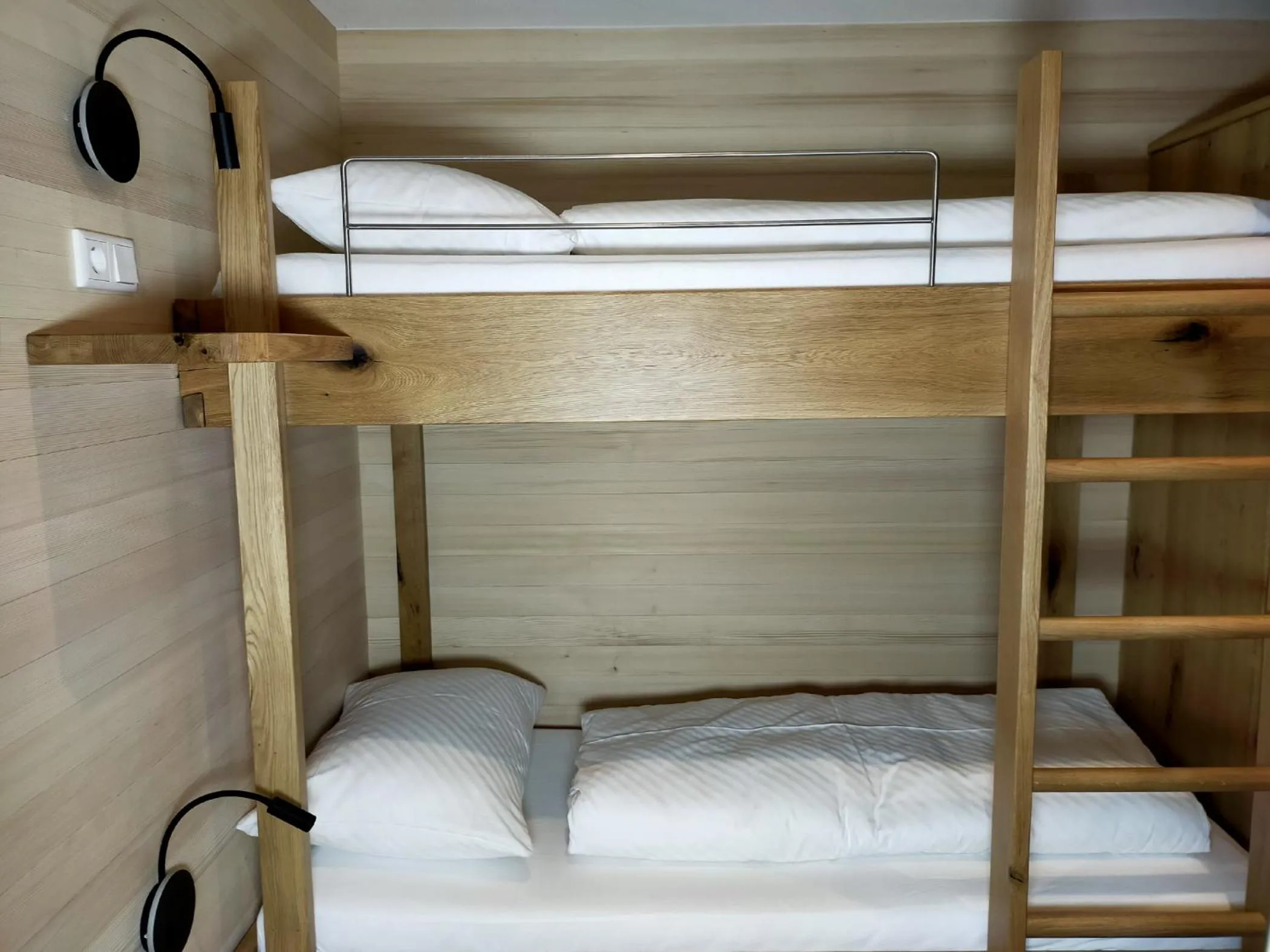 Bedroom, Bed in Pension Edelweiss