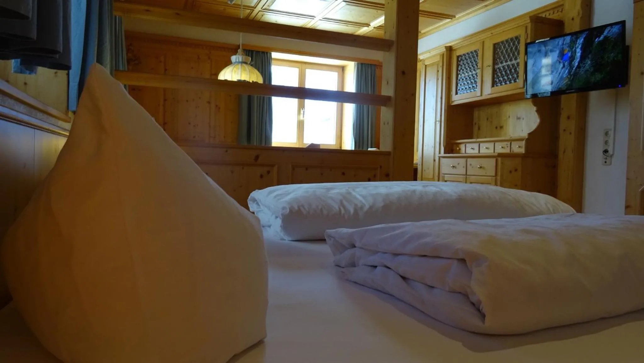 Bedroom, Bed in Pension Edelweiss