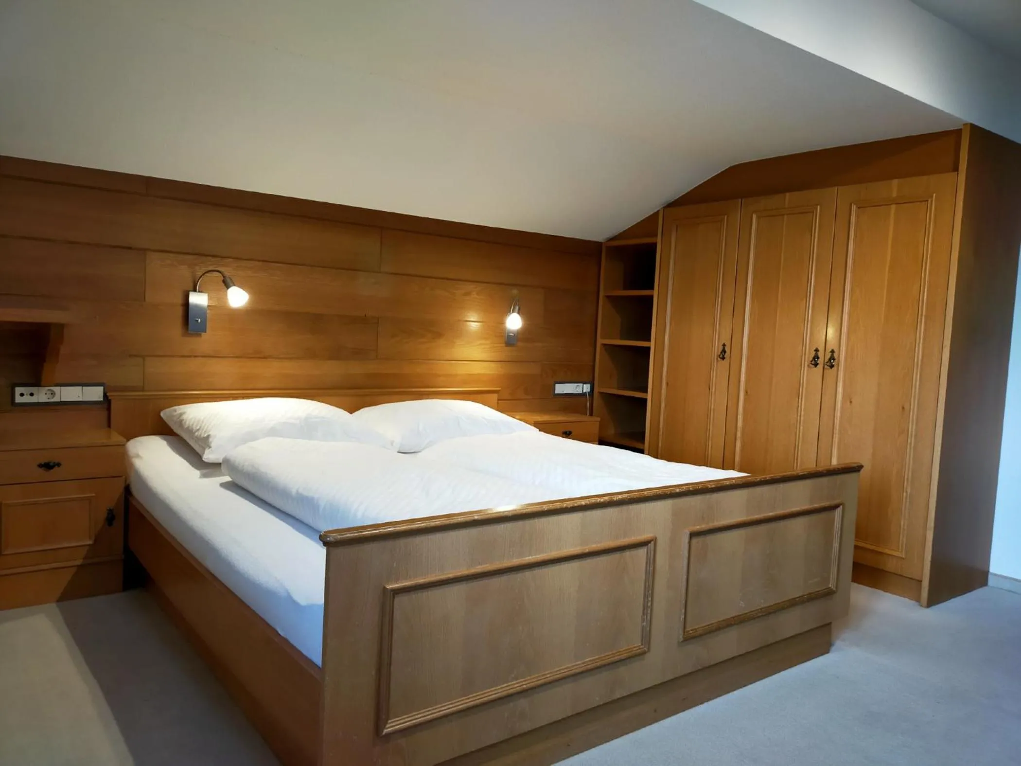 Bedroom, Bed in Pension Edelweiss