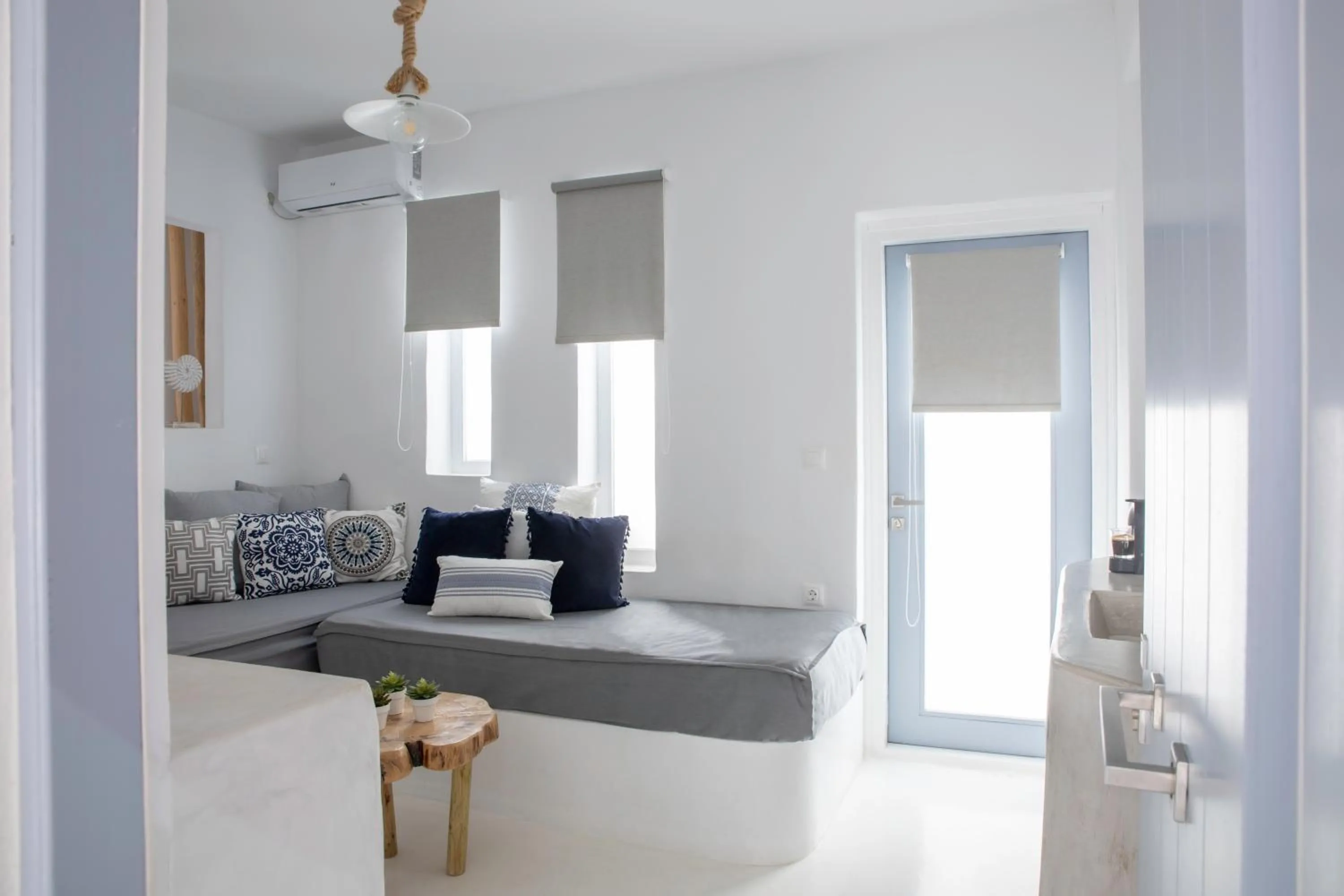 Bed in 8 Keys Residence