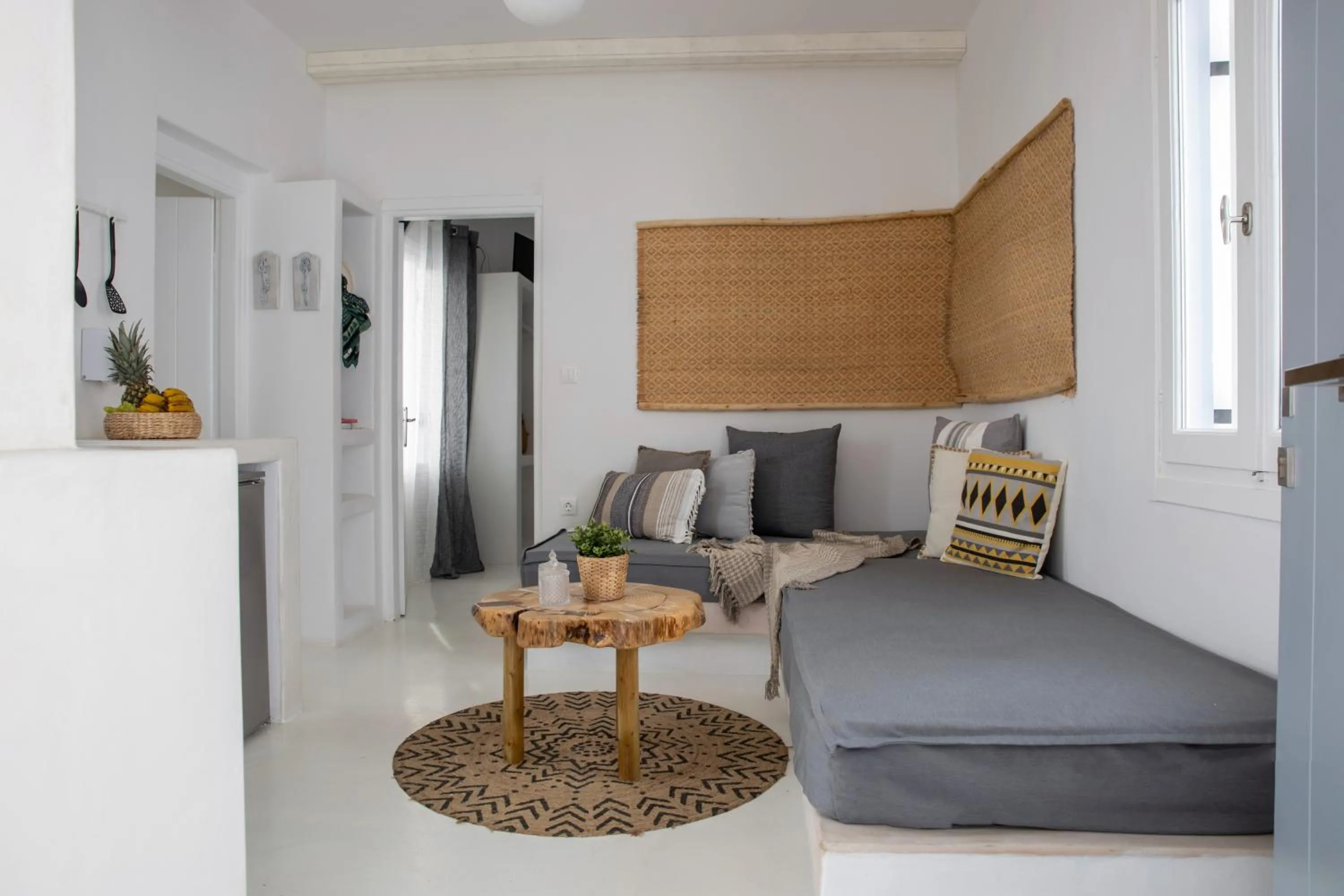 8 Keys Residence