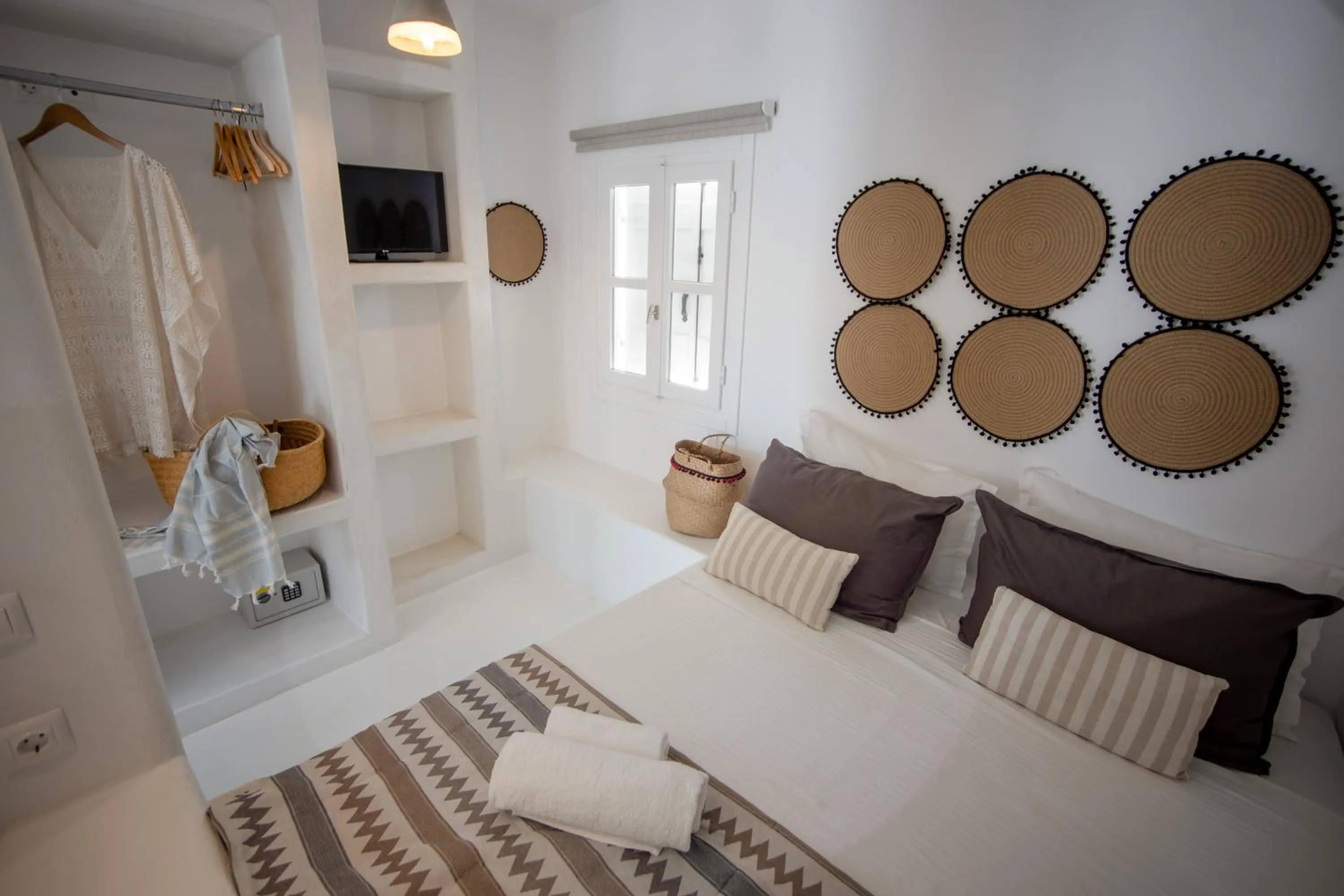 Bed in 8 Keys Residence