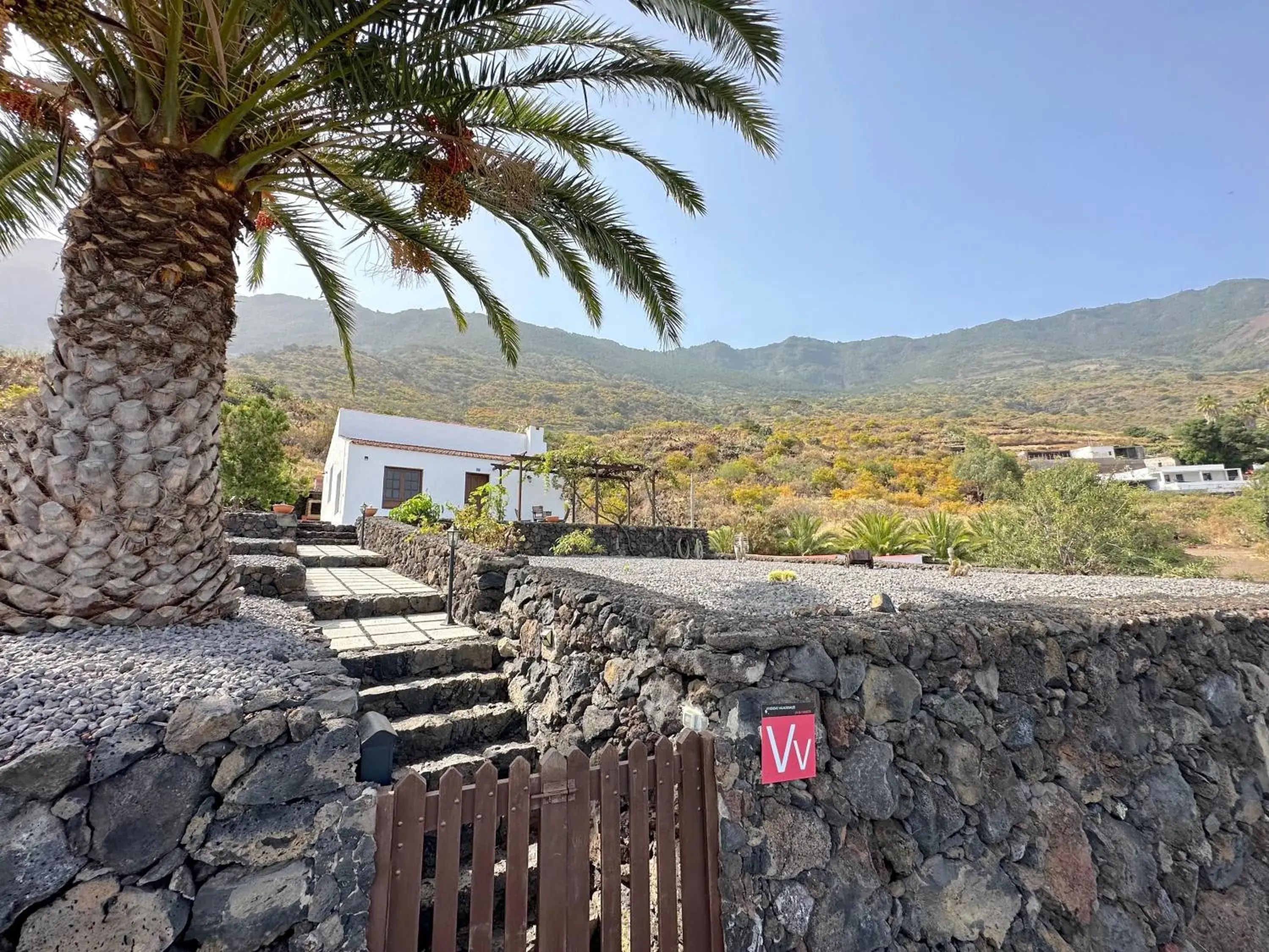 La Casita de Malnombre La Casita de Malnombre