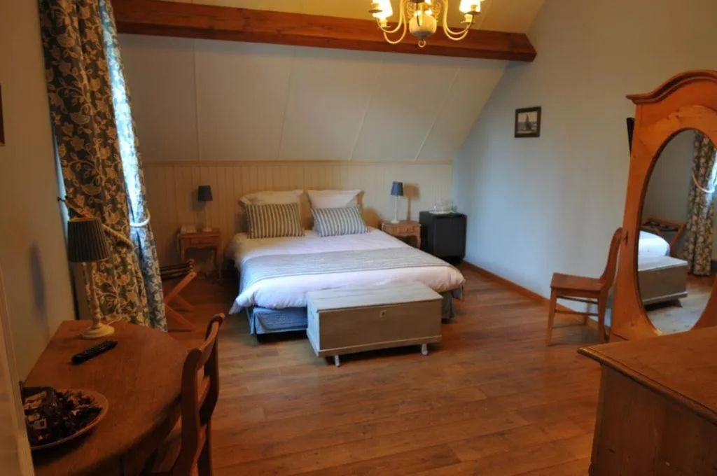 Bed in Hostellerie au Coeur du Spinois