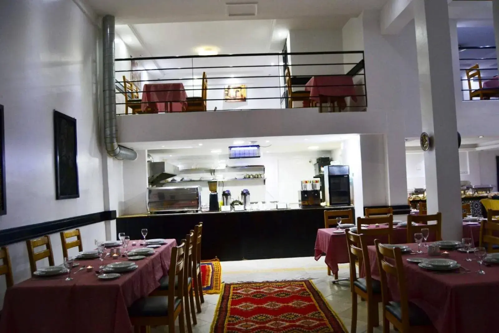 Restaurant/places to eat in Rose Valley Hotel Restaurant/places to eat in Rose Valley Hotel
