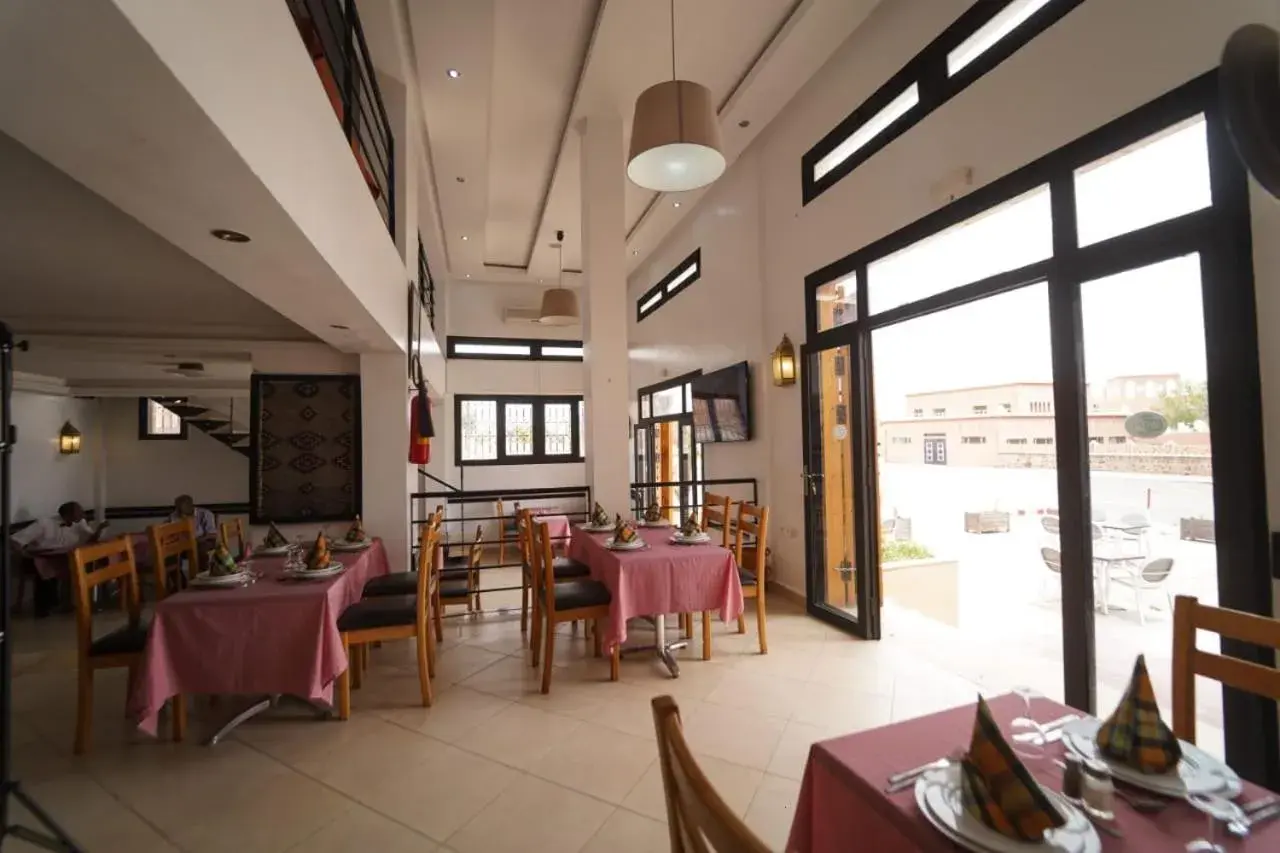 Restaurant/places to eat in Rose Valley Hotel Restaurant/places to eat in Rose Valley Hotel