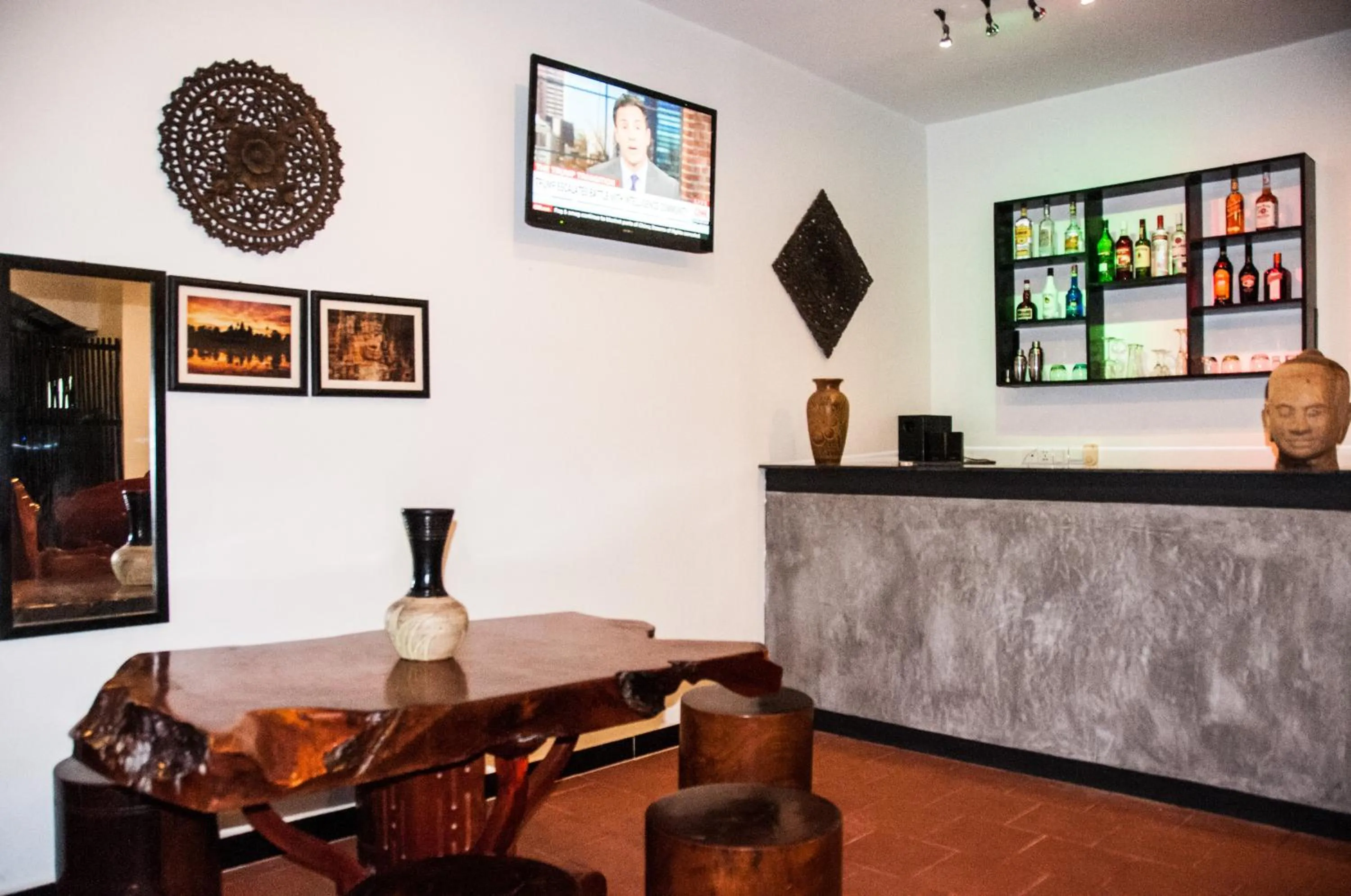 Lounge or bar in Private Boutique Home with Pool, The Fin Angkor Boutique