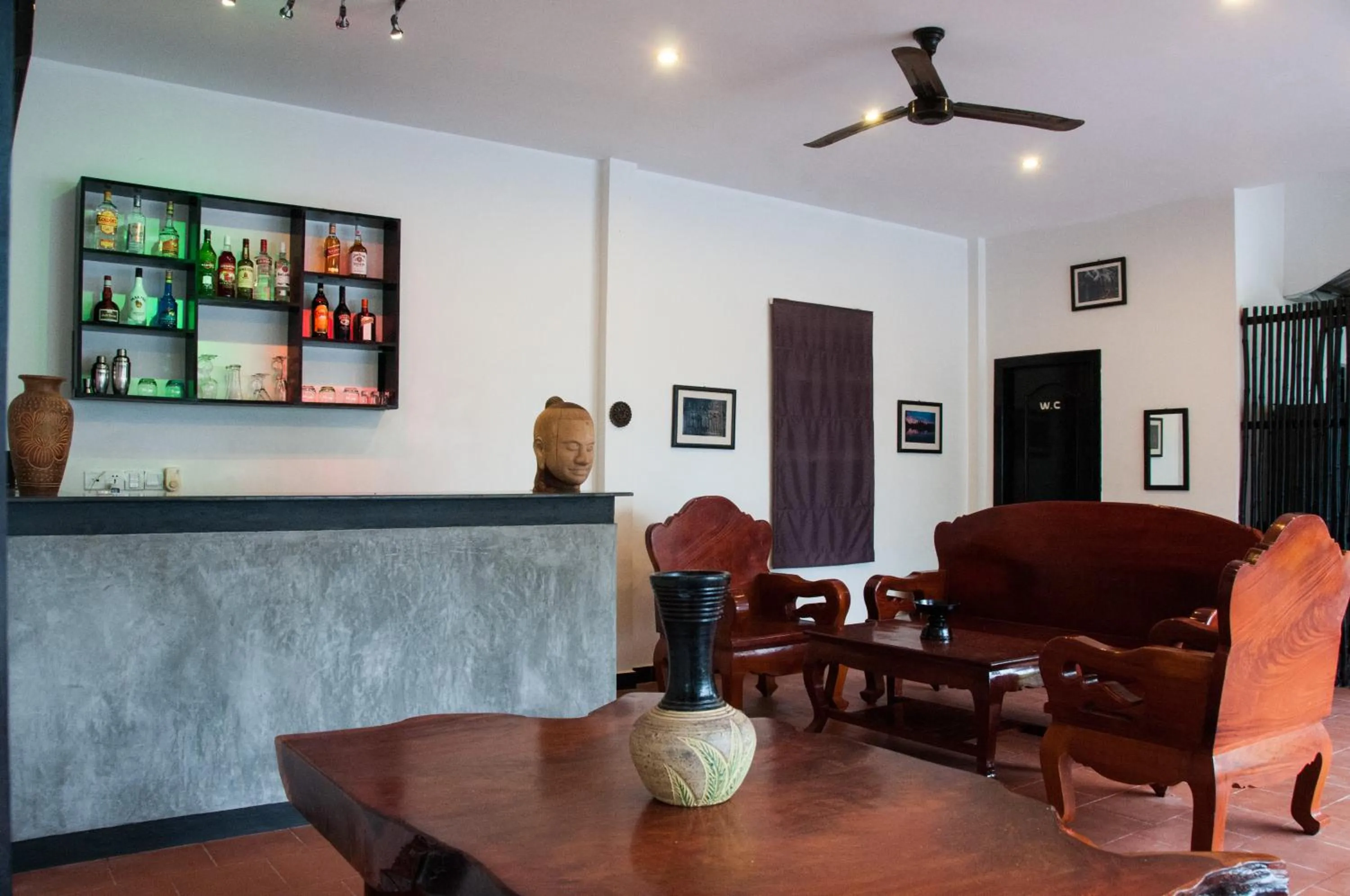 Lounge or bar in Private Boutique Home with Pool, The Fin Angkor Boutique