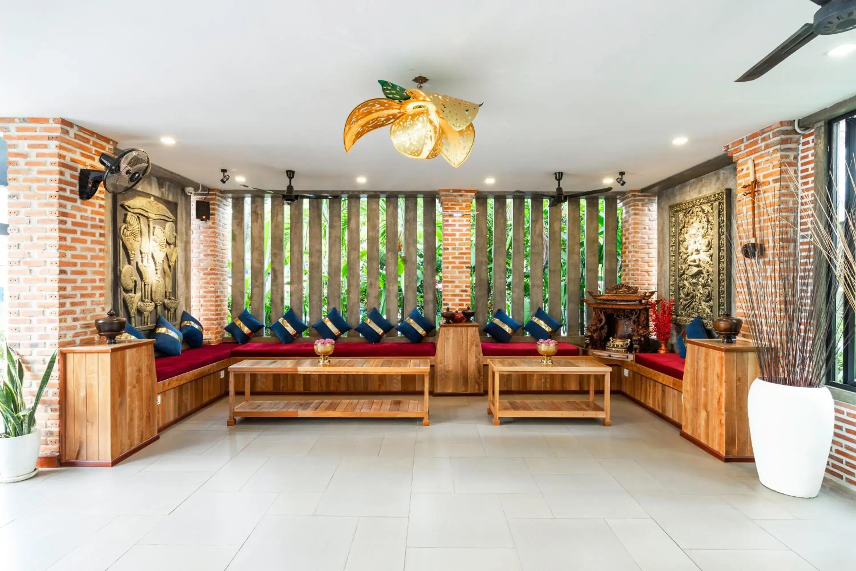 Lobby or reception in Peak Elite Boutique Lobby or reception in Peak Elite Boutique