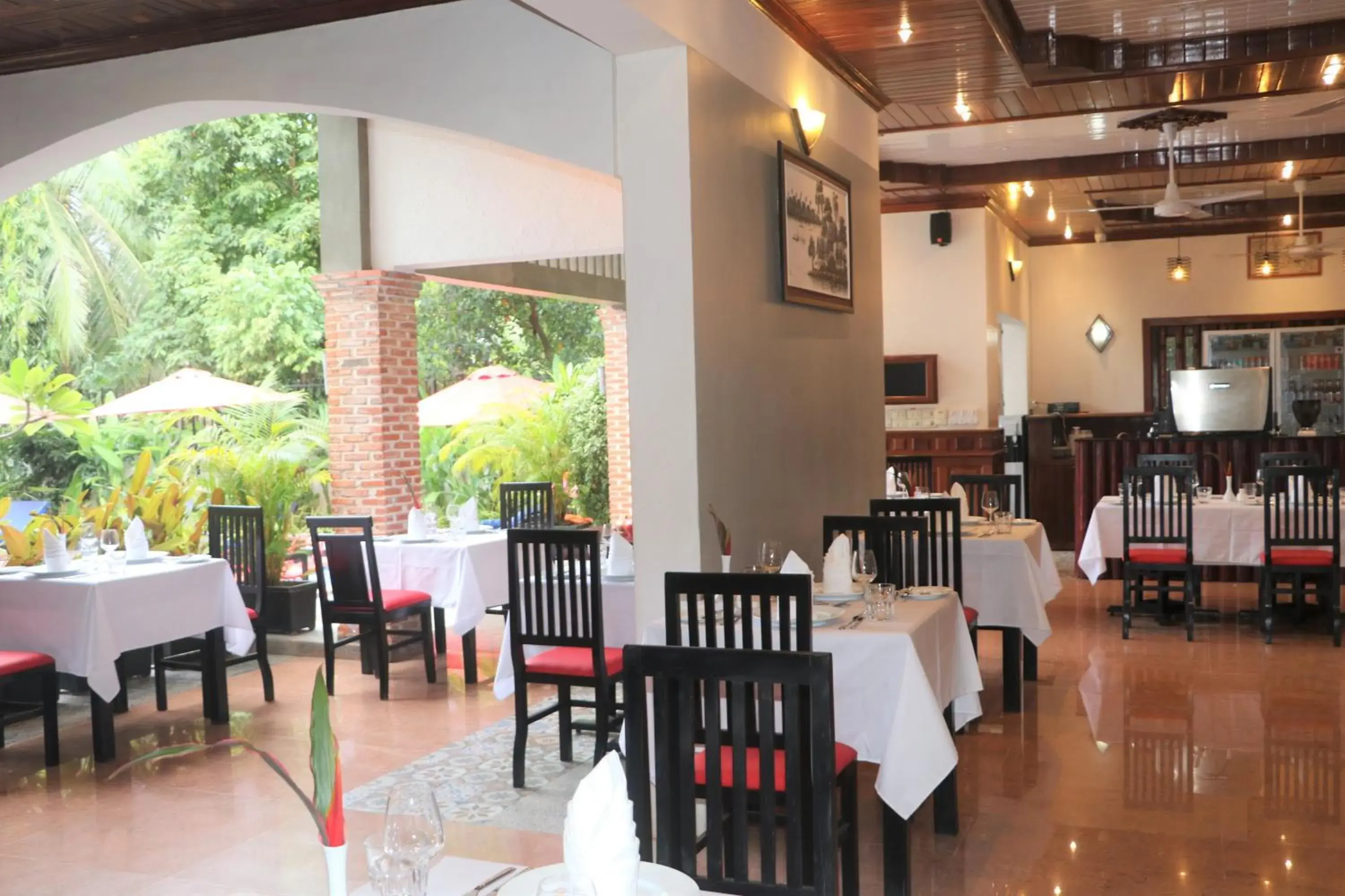 Restaurant/places to eat in Peak Elite Boutique Restaurant/places to eat in Peak Elite Boutique