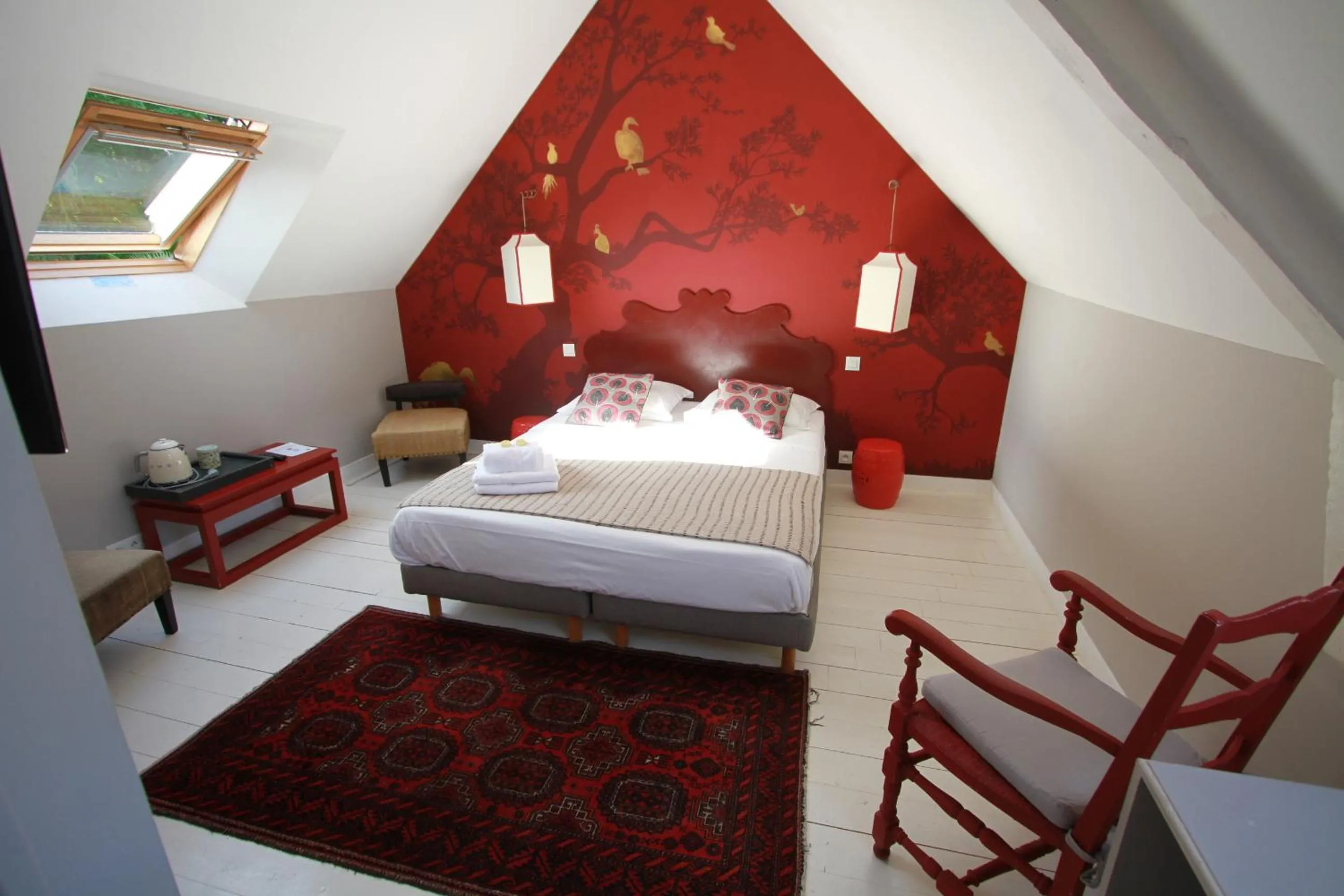 Photo of the whole room, Bed in La Haute Flourie - bed and breakfast -chambres d'hôtes