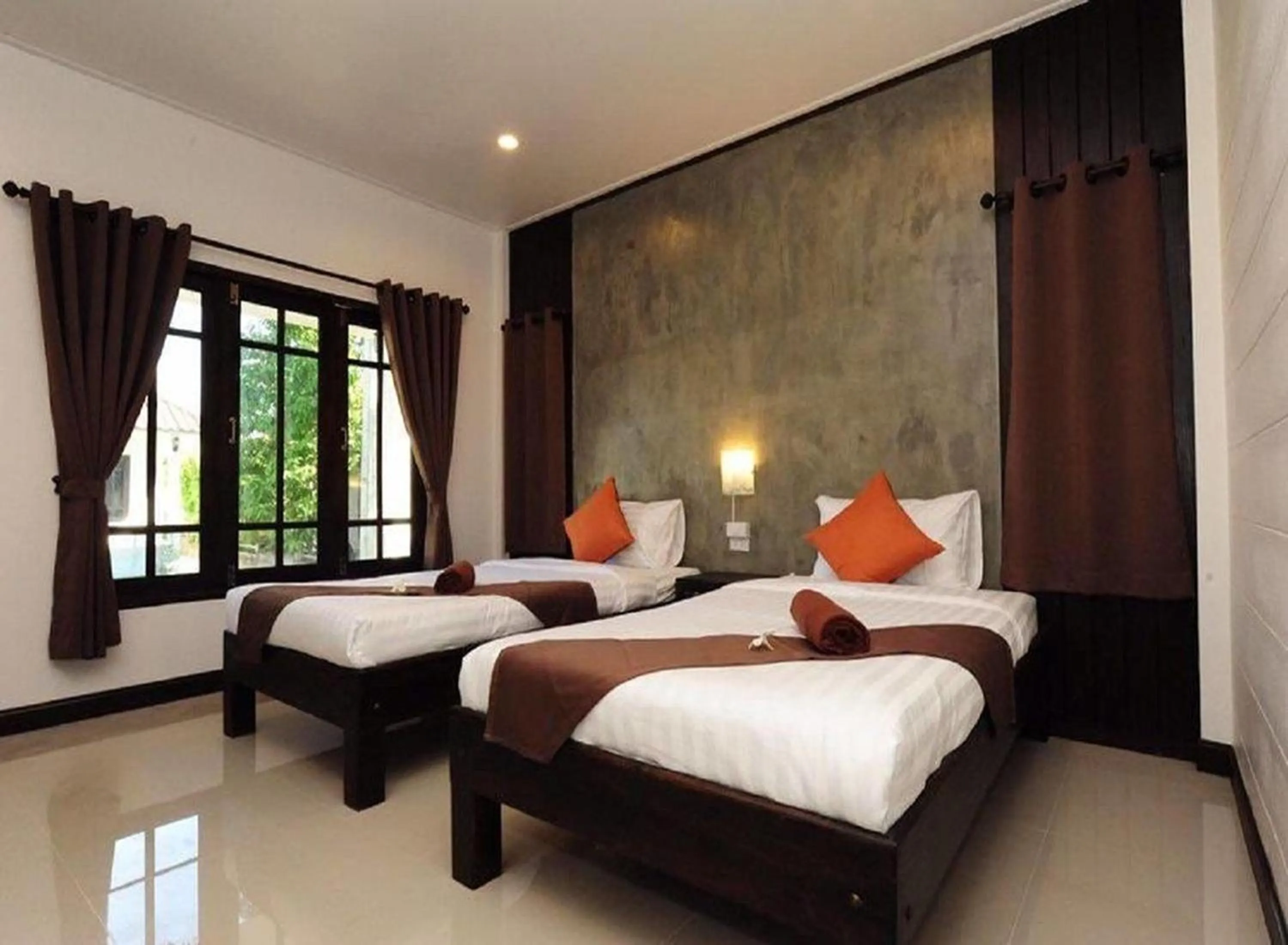 Deluxe Twin Room in Thanawong Pool Villa