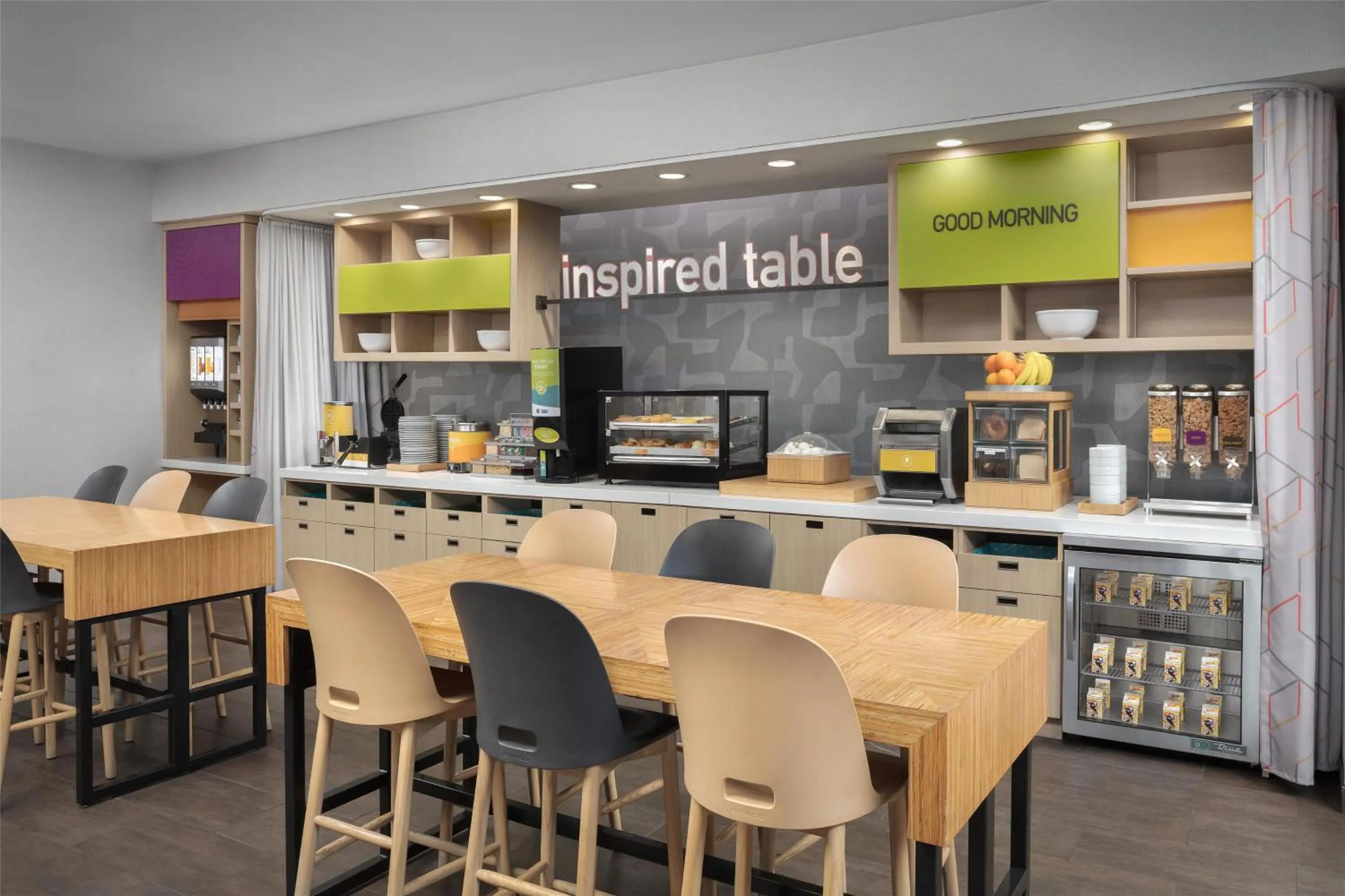 Breakfast in Home2 Suites By Hilton Las Cruces