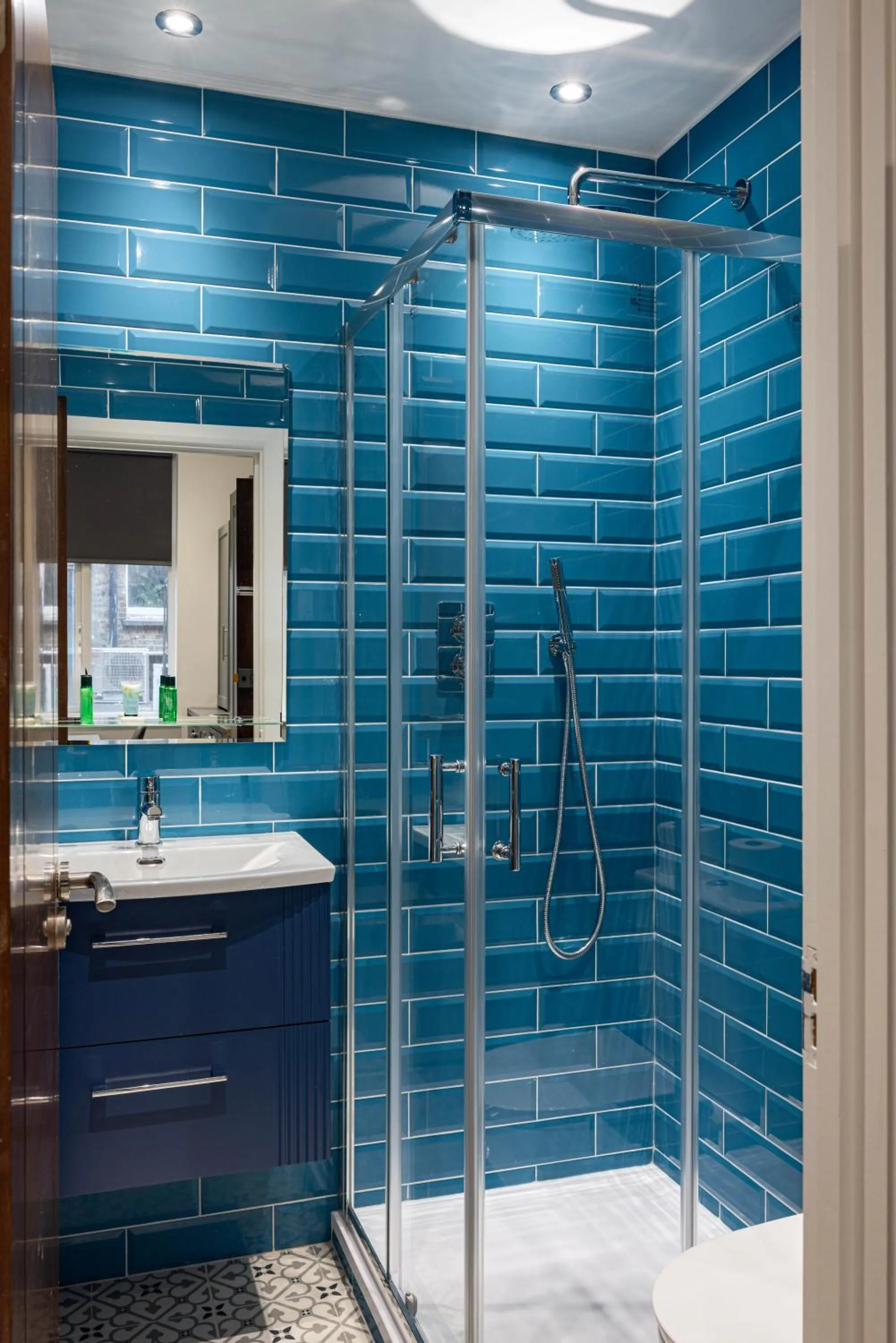 Bathroom in Edgware road apartments