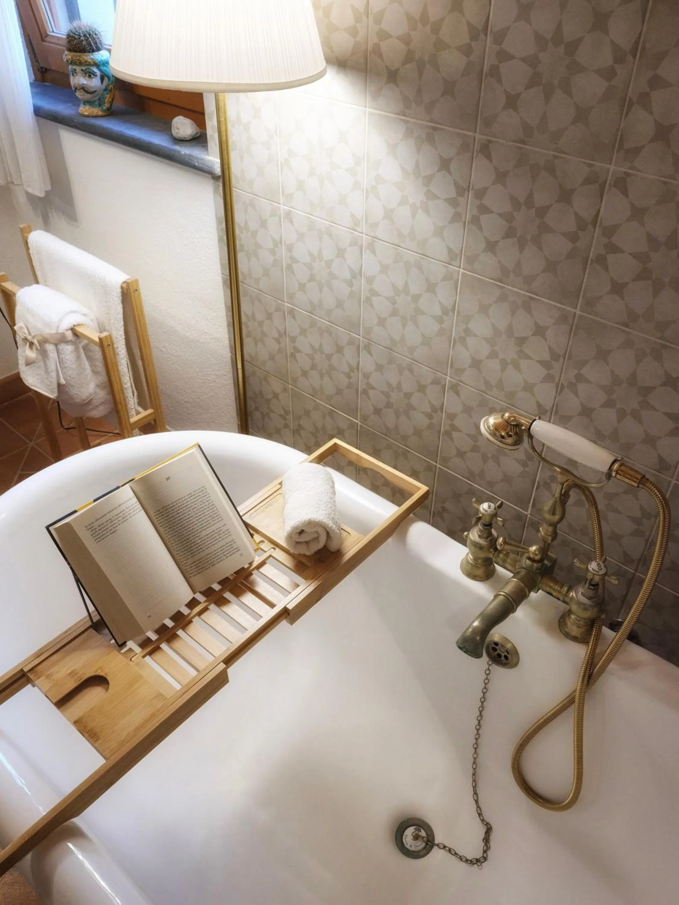 Bed in Casal di Peppe B&B