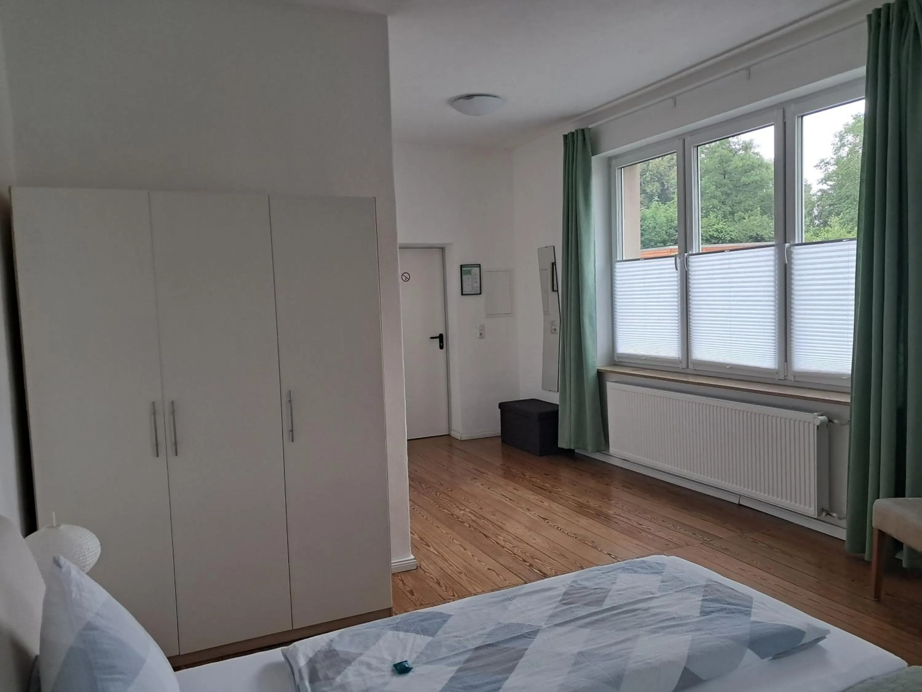 Photo of the whole room, Bed in Gästehaus Laßbruch