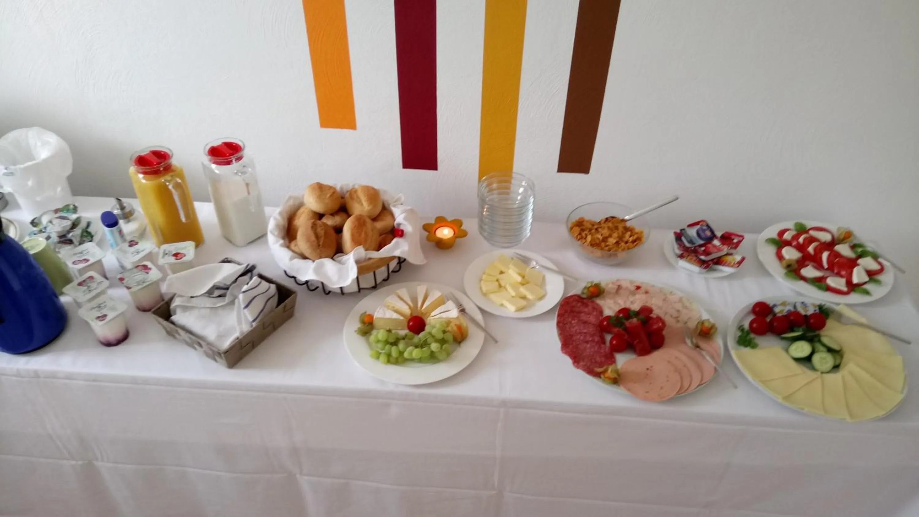 Continental breakfast in Gästehaus Laßbruch