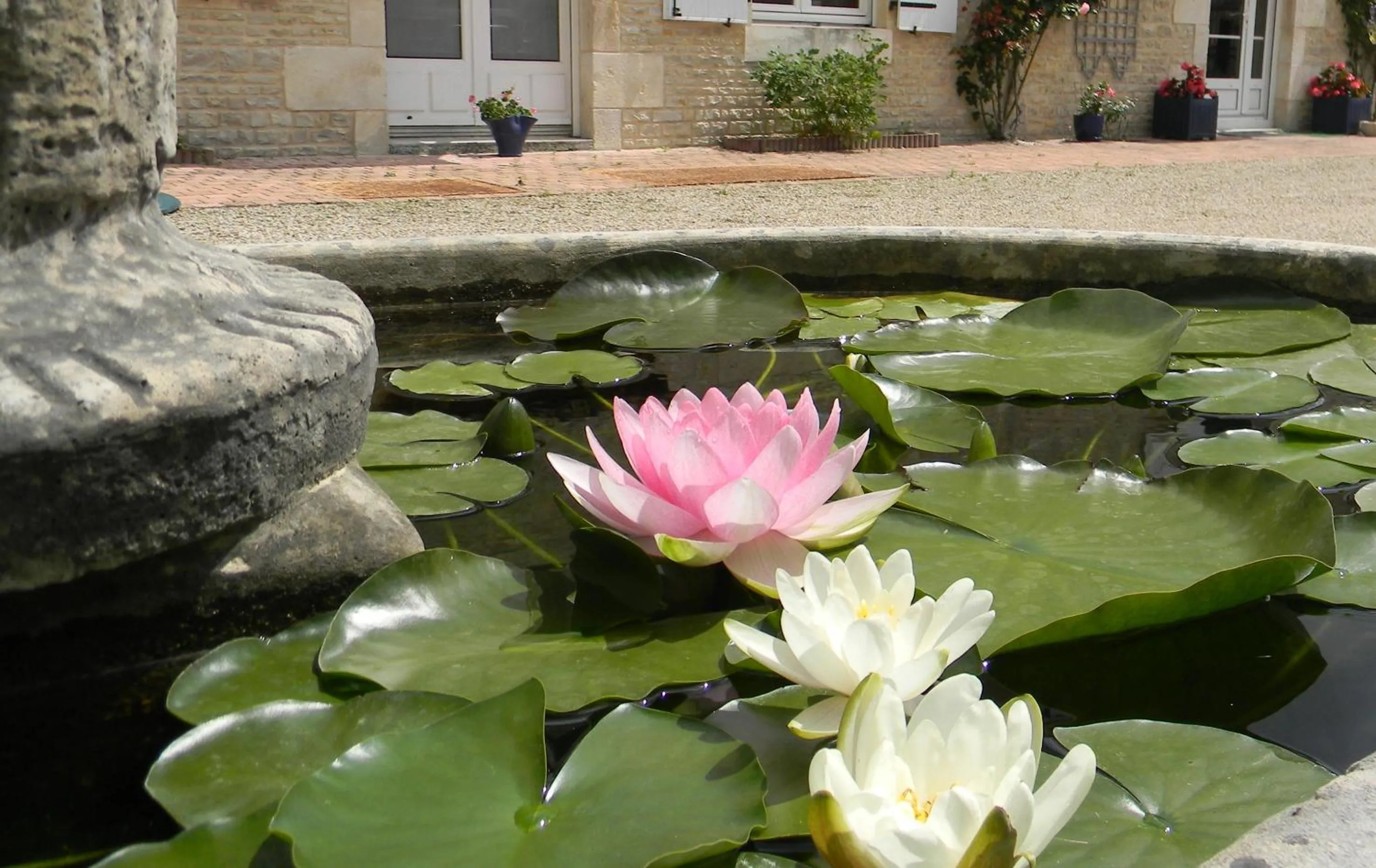 Patio in Le Logis d'ANTIGNY