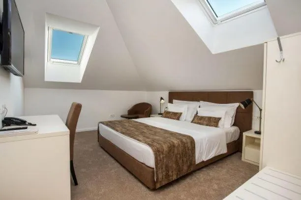 Bedroom, Bed in Hotel Rotondo