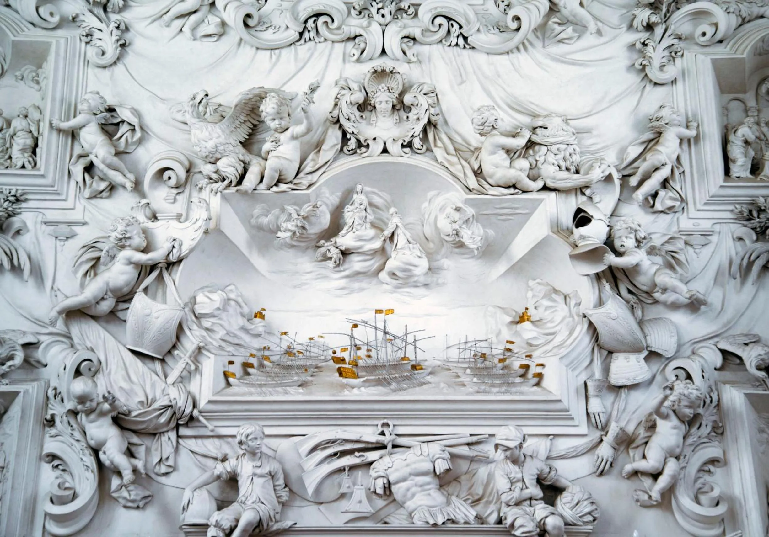 Property building in Palazzo Planeta