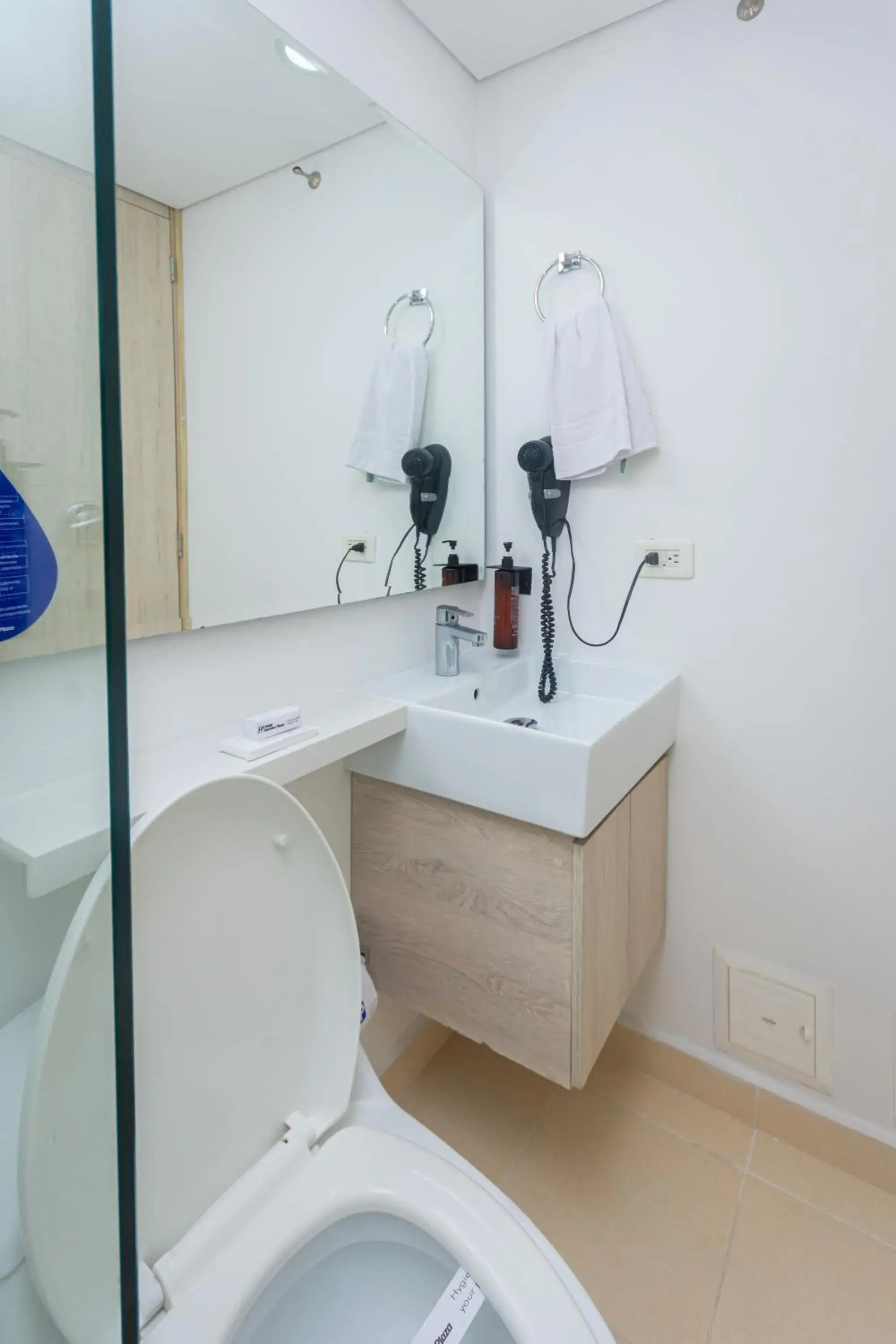 Deluxe Double Room in Hotel Laureles Plaza Deluxe Double Room in Hotel Laureles Plaza