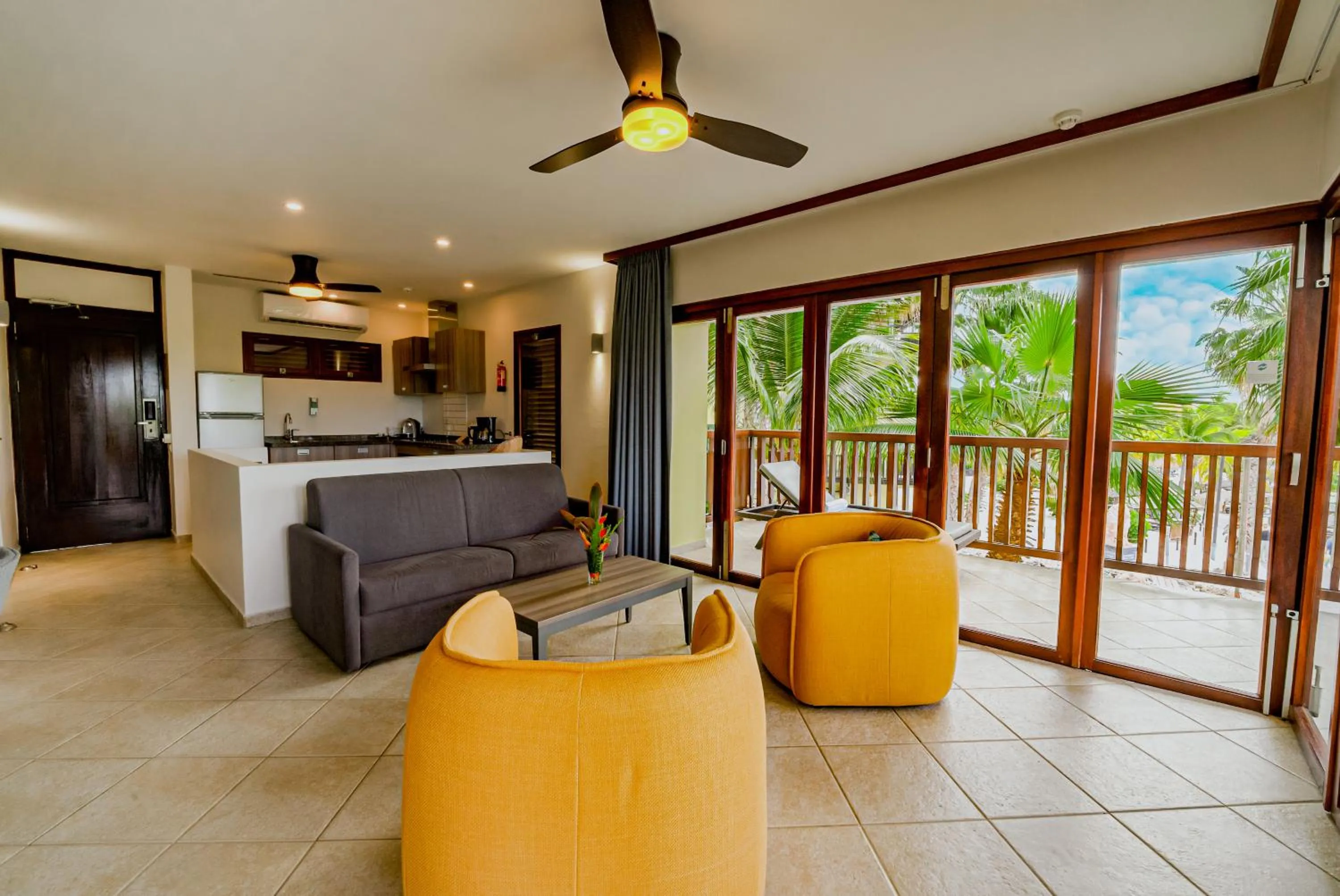 Living room in LionsDive Beach Resort