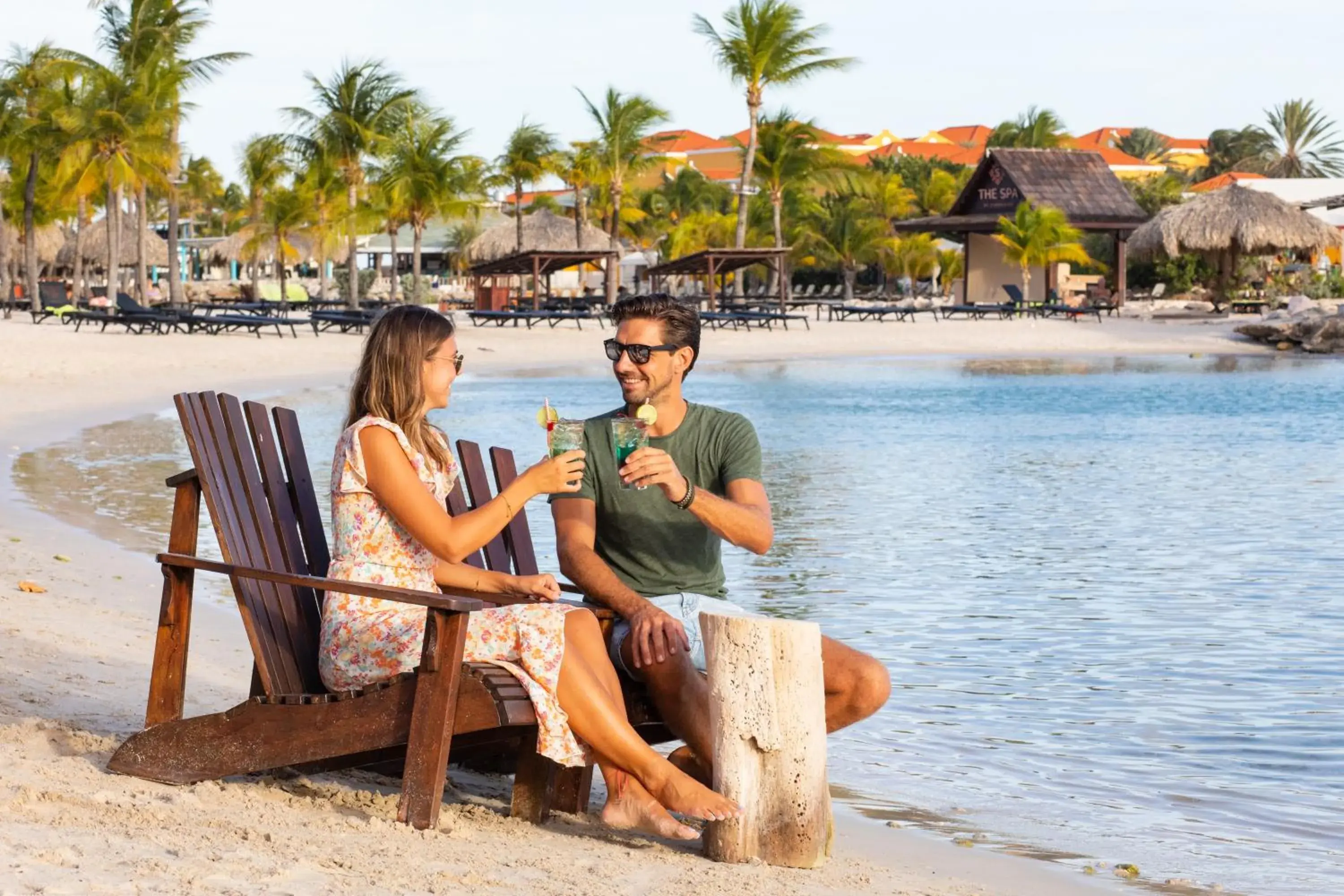 Restaurant/places to eat in LionsDive Beach Resort Restaurant/places to eat in LionsDive Beach Resort