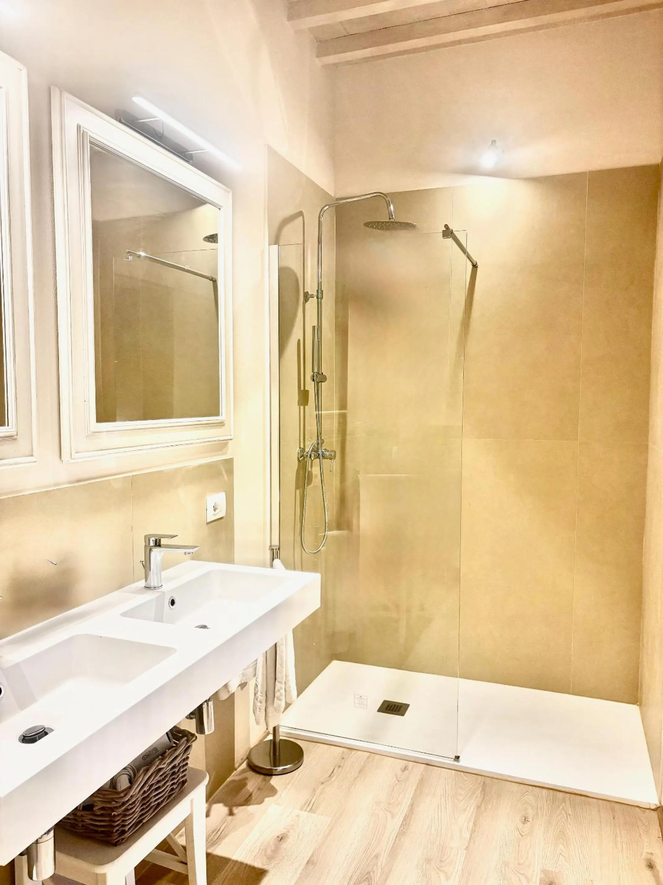 Shower in B&B Borgo di Pratavecchie