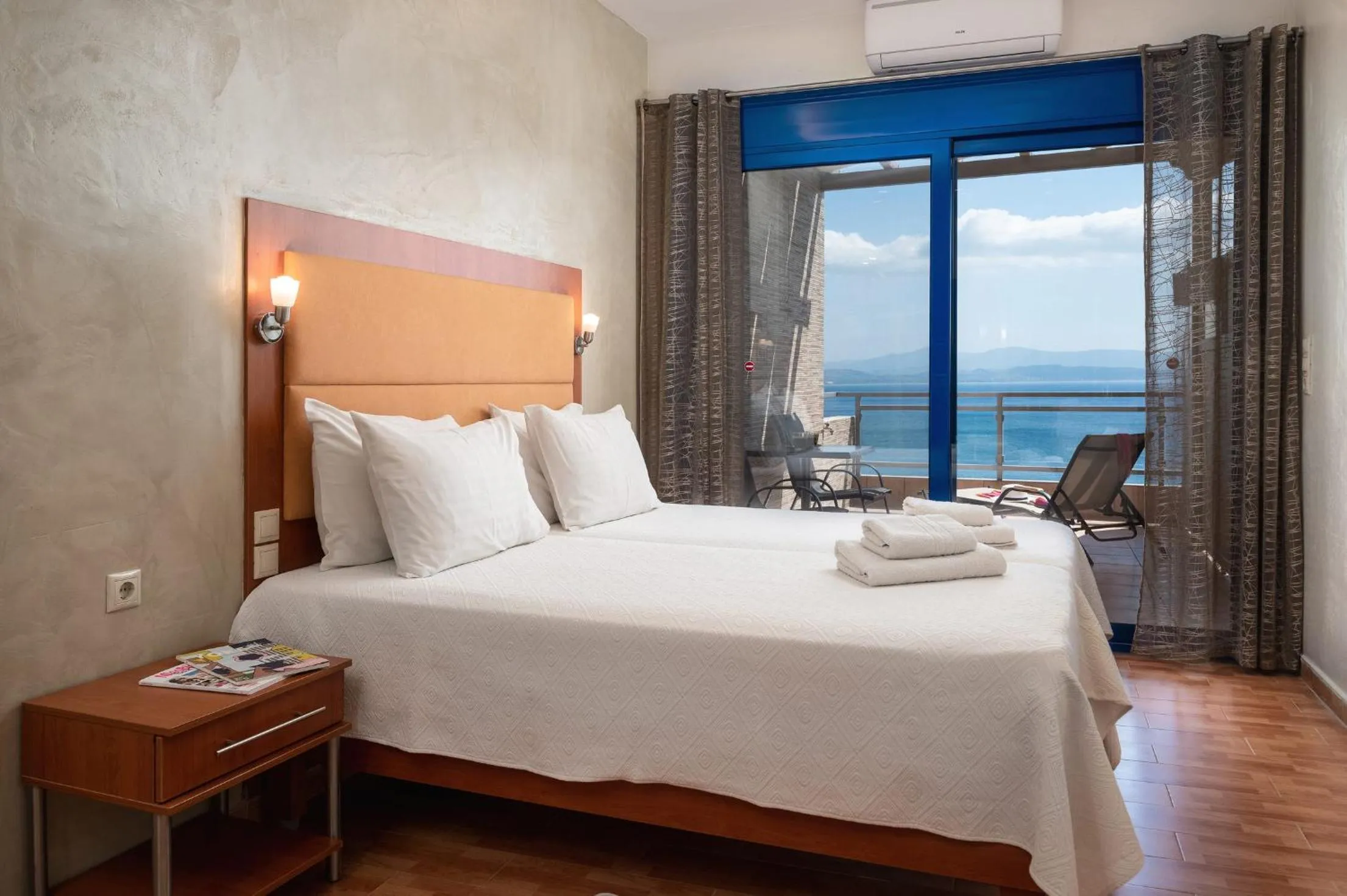 Bedroom, Bed in Minos Boutique Hotel