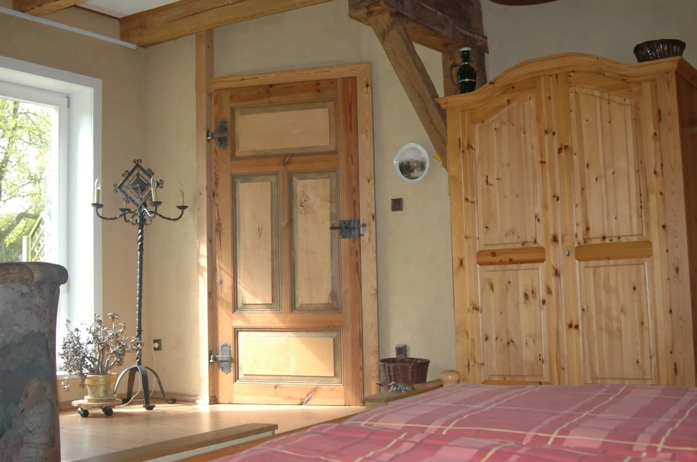 Photo of the whole room, Bed in Landhotel Sonnenhof im Wendland