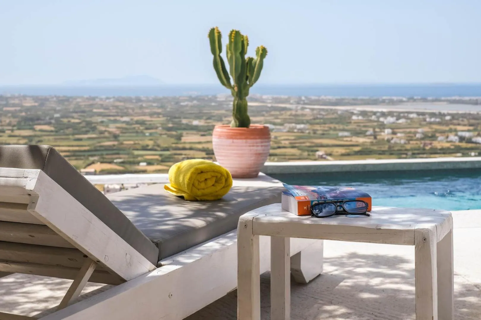 Swimming pool in Eye of Naxos