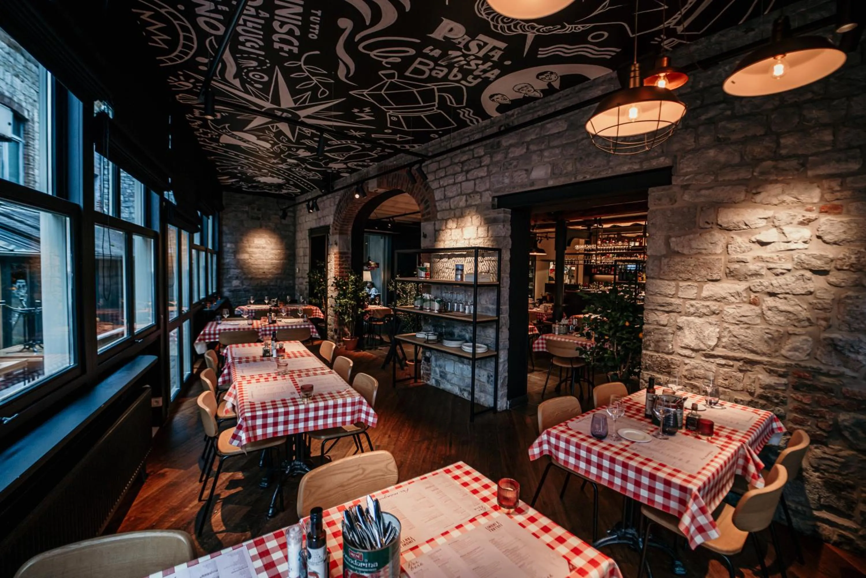 Restaurant/places to eat in Hotel Saint-Amour