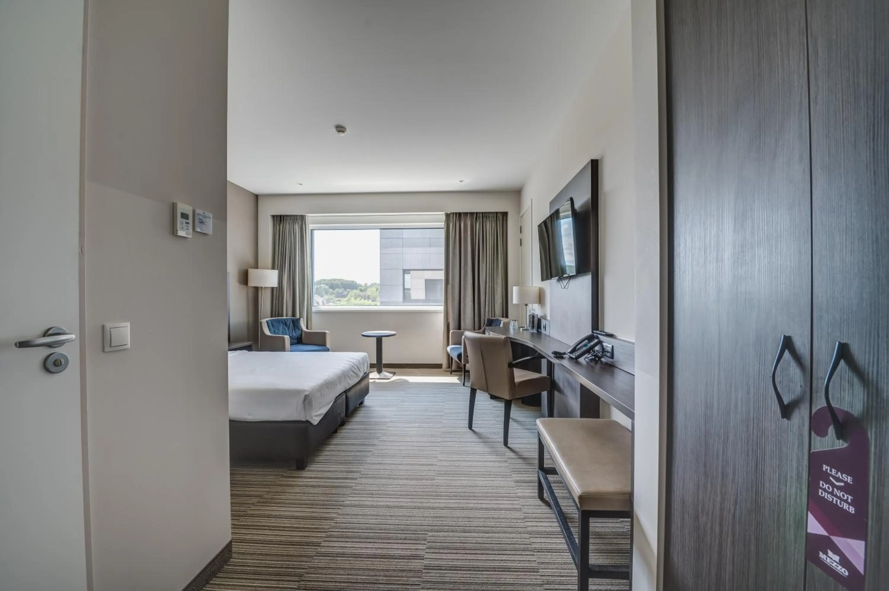 View (from property/room), Bed in Mezzo Hotel & Business