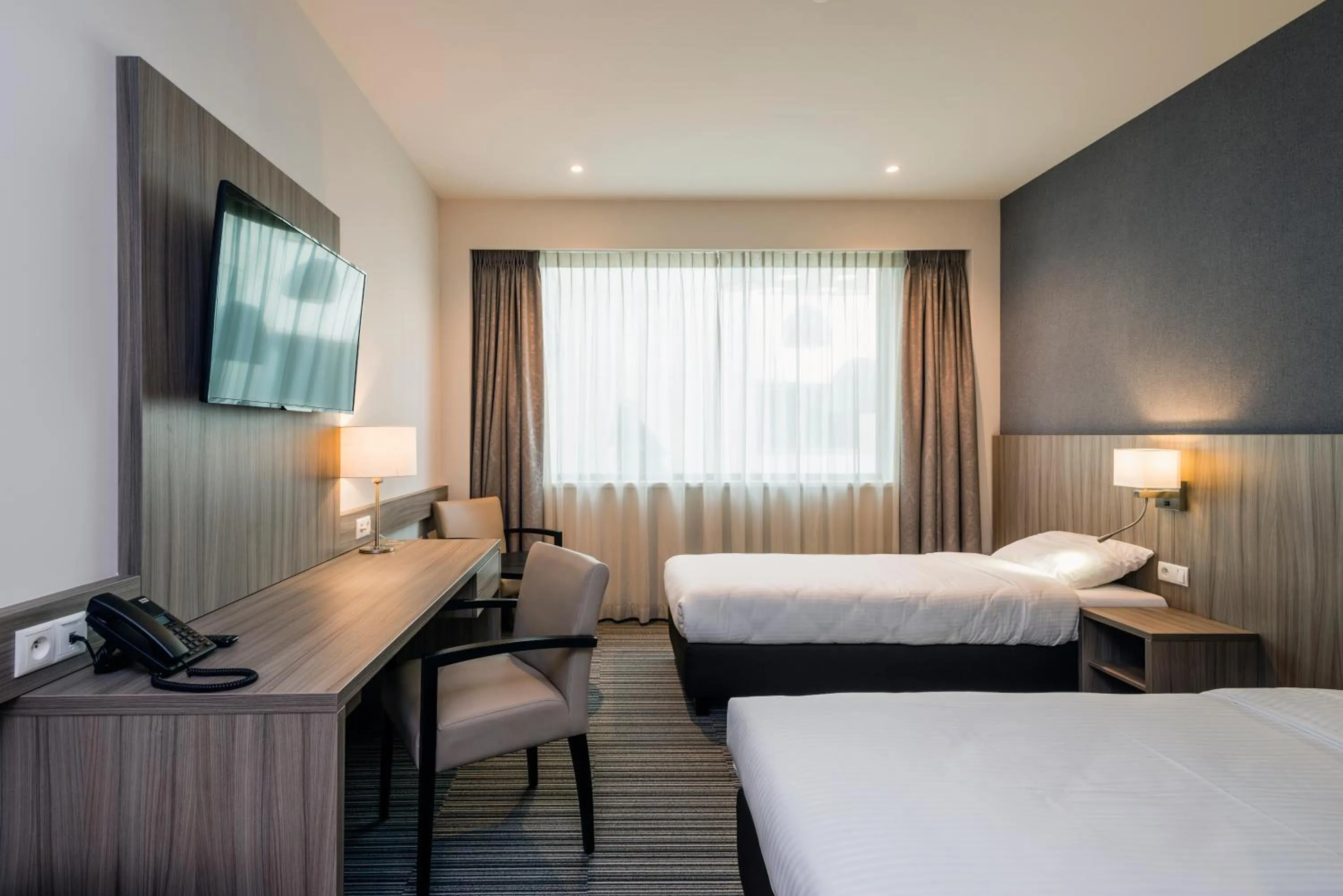 Day, Bed in Mezzo Hotel & Business