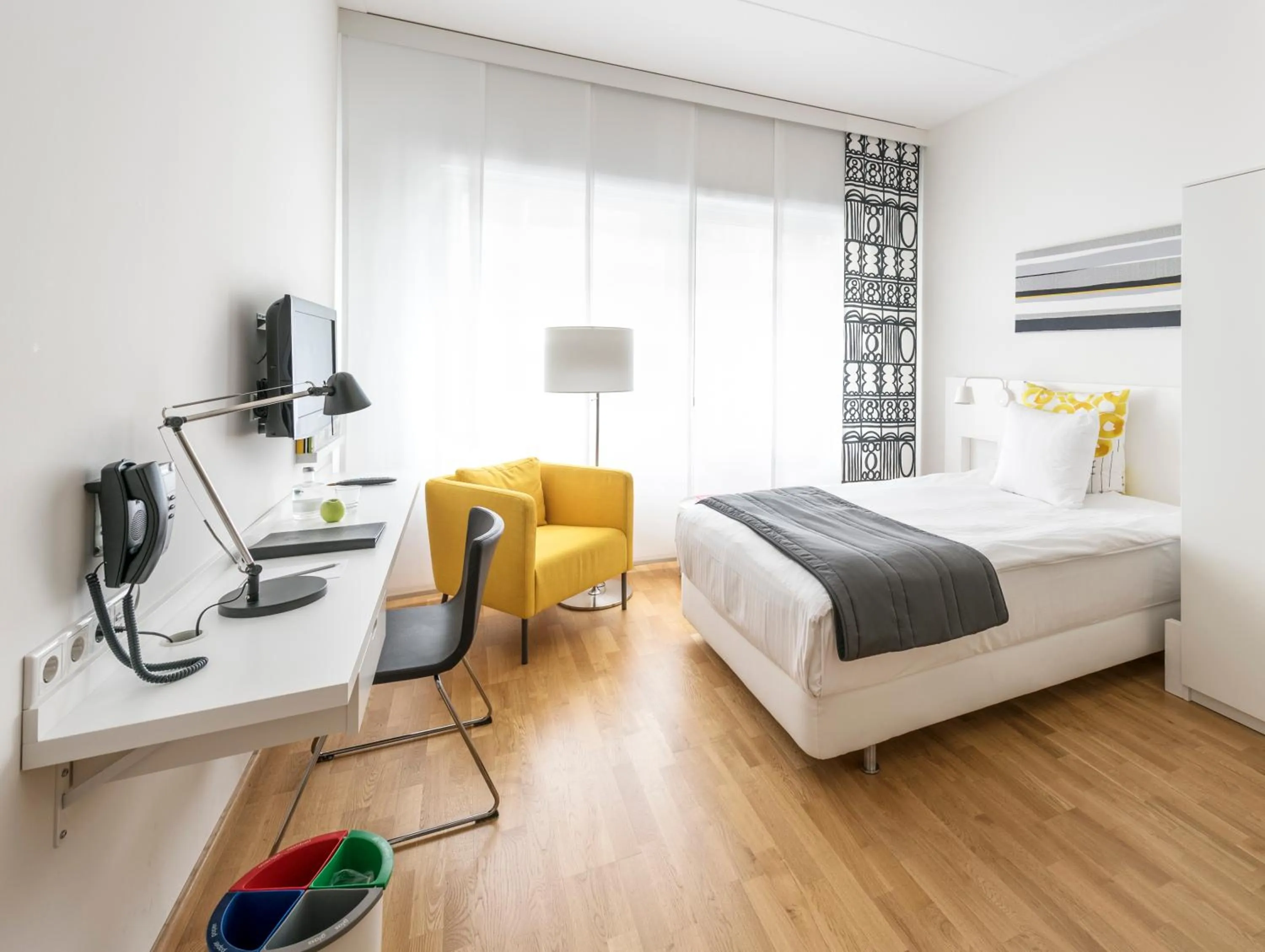 Photo of the whole room, Bed in WestCord Hotel Delft