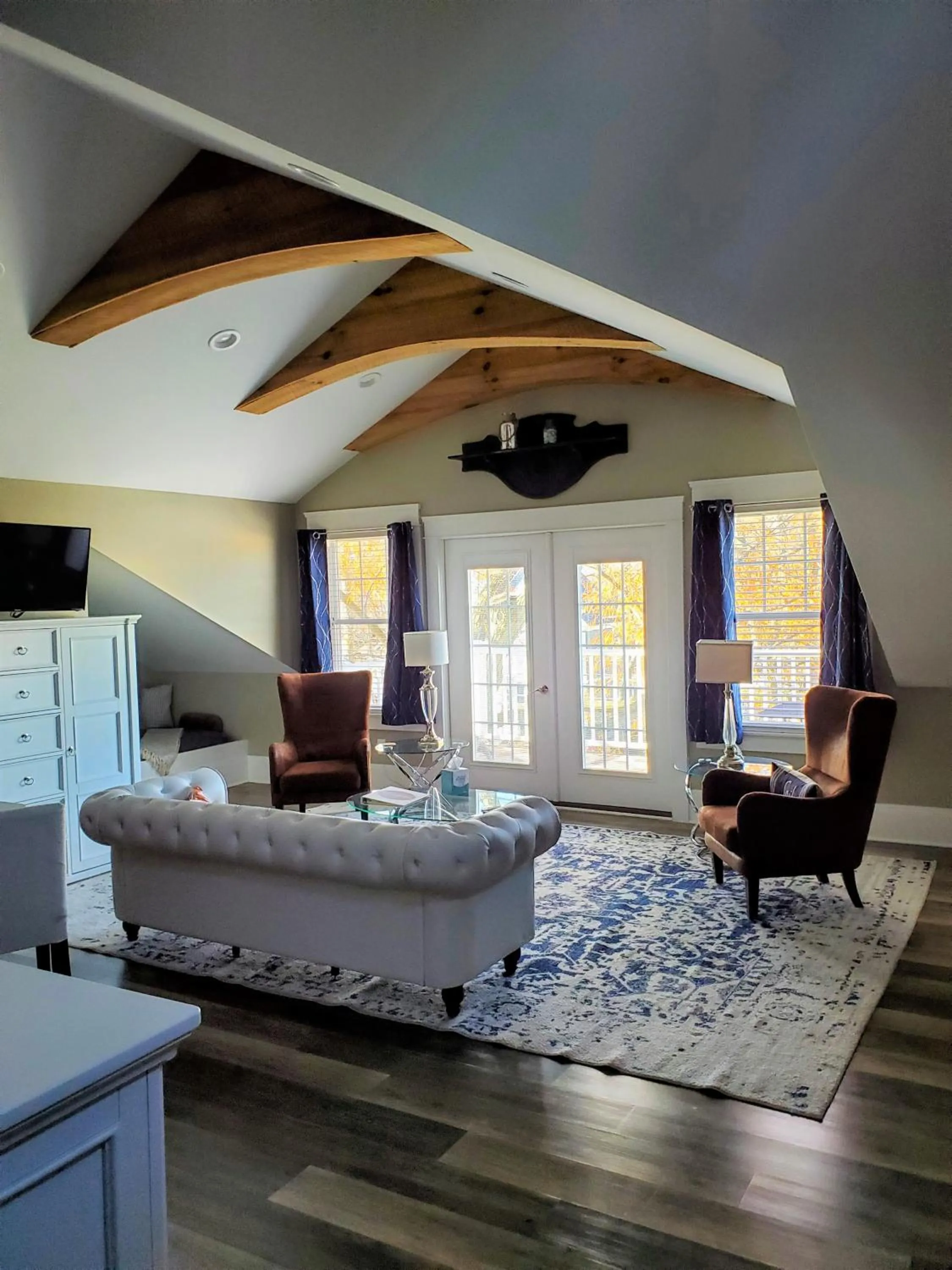 Anchor Inn Boutique Hotel