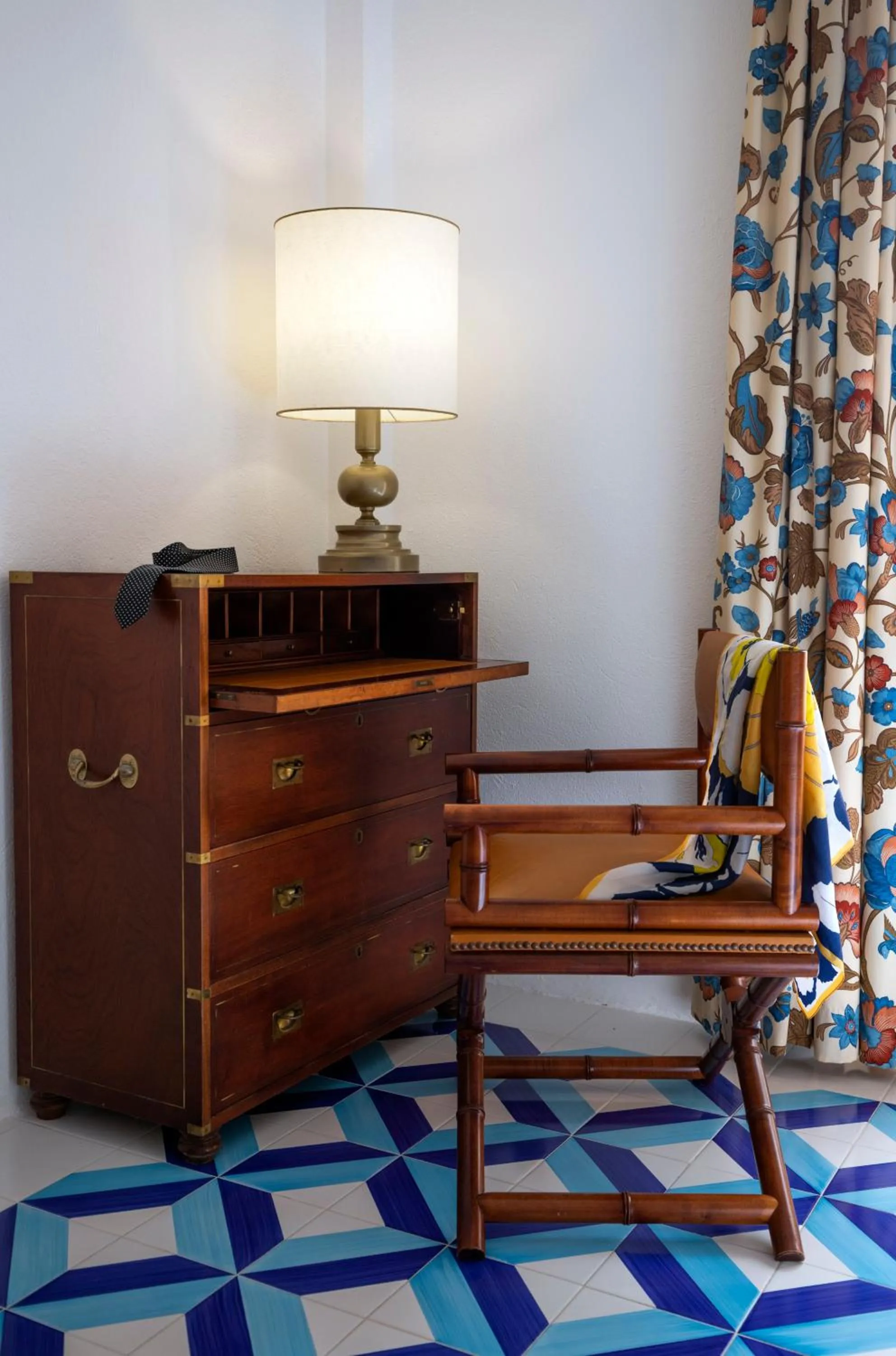 Decorative detail in Grand Hotel De Rose