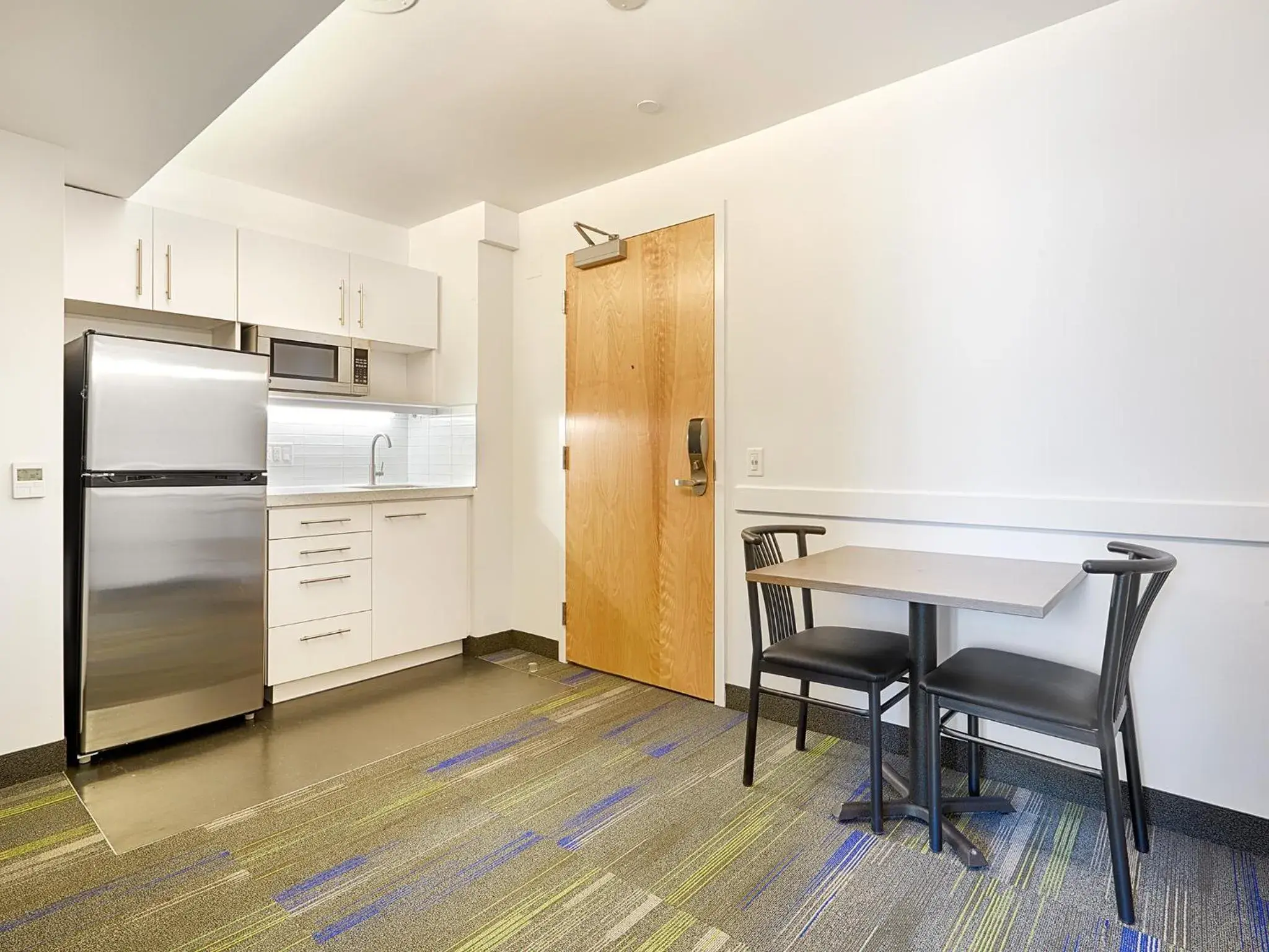Kitchen or kitchenette in Residence & Conference Centre - Toronto Downtown Kitchen or kitchenette in Residence & Conference Centre - Toronto Downtown