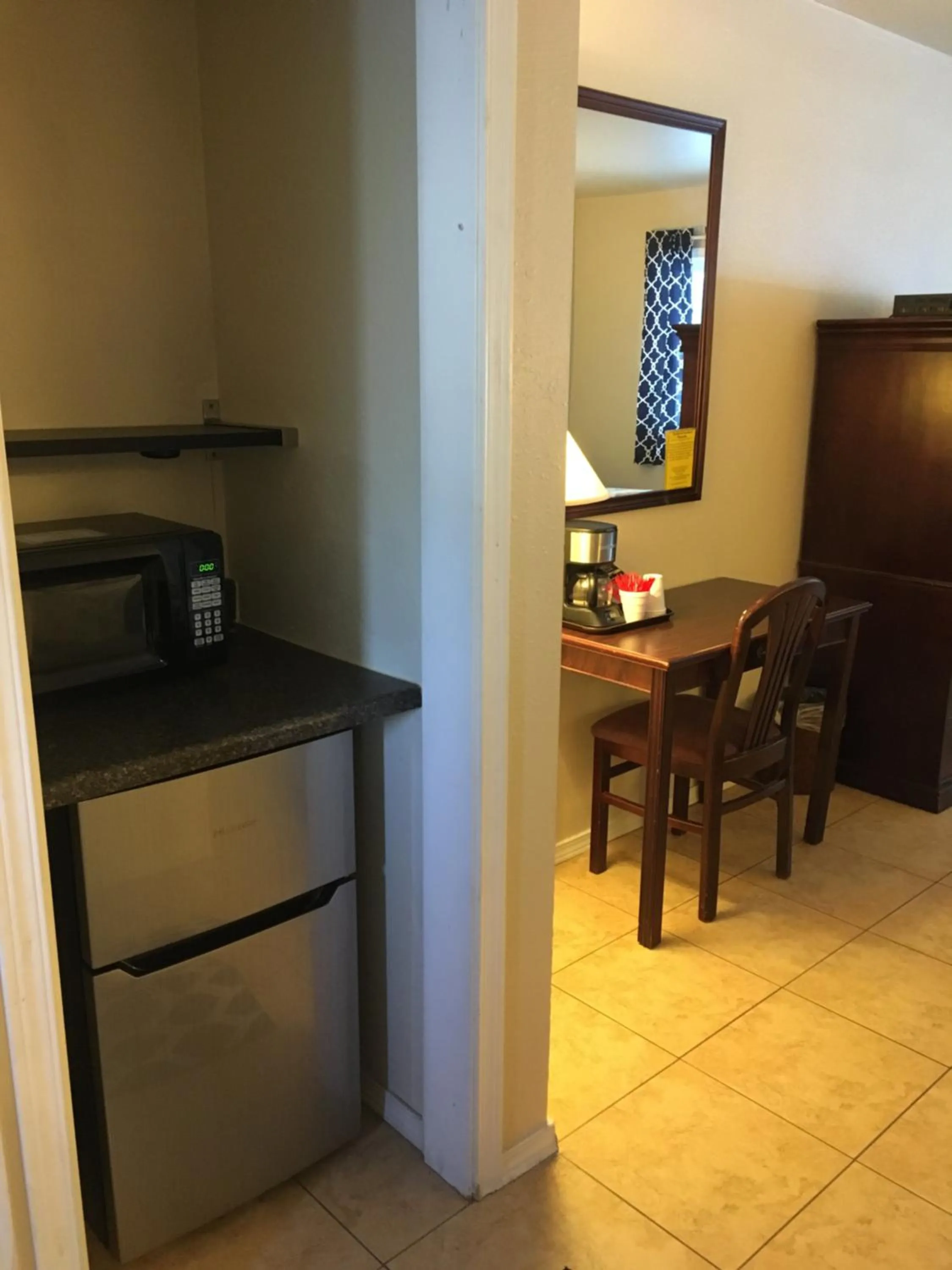 Kitchen or kitchenette in Squirrel Tree Resort