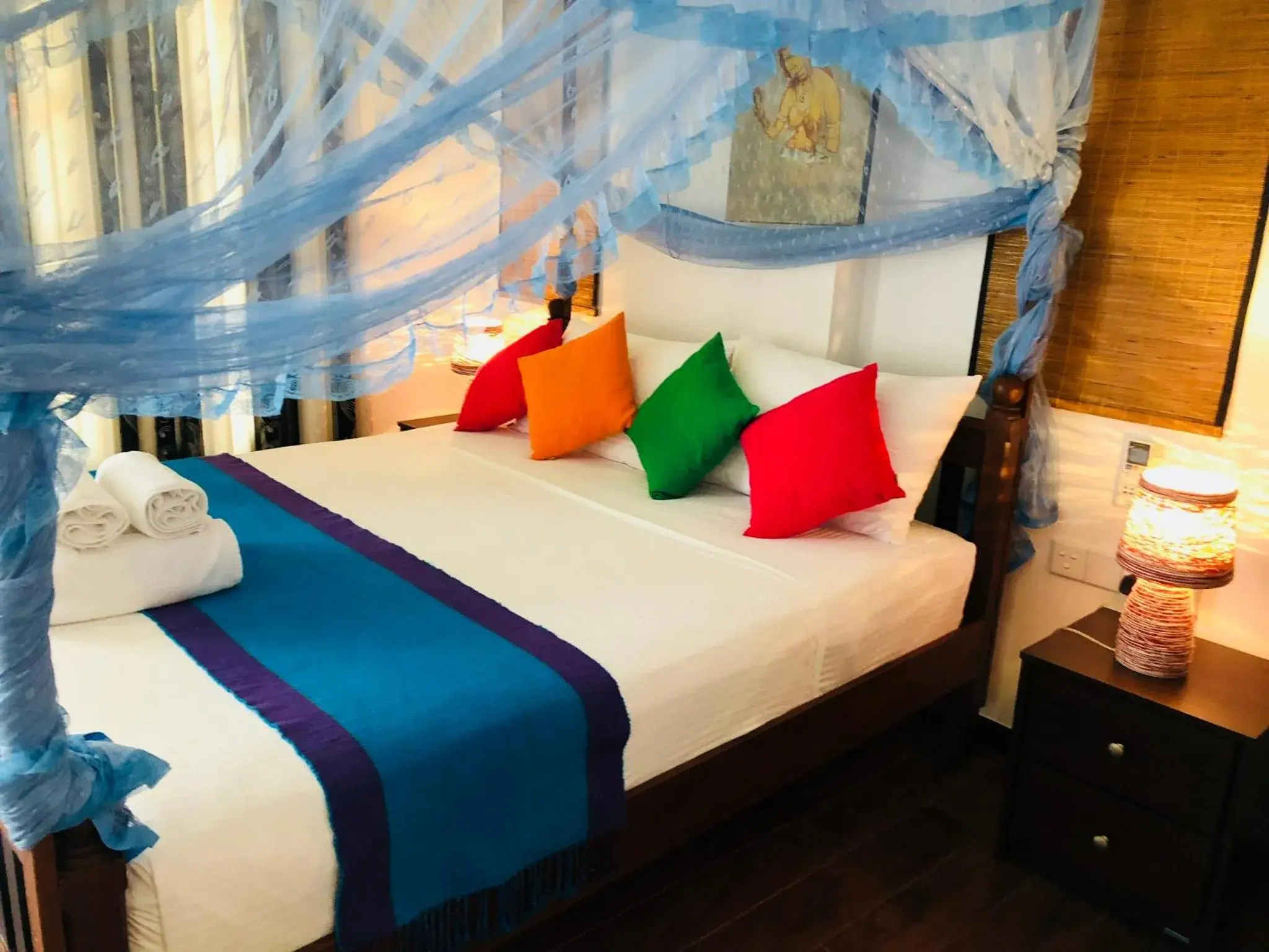 Queen Room with Pool View - single occupancy in St CLAIRE'S GREEN Negombo Hotel & Hostels Queen Room with Pool View - single occupancy in St CLAIRE'S GREEN Negombo Hotel & Hostels