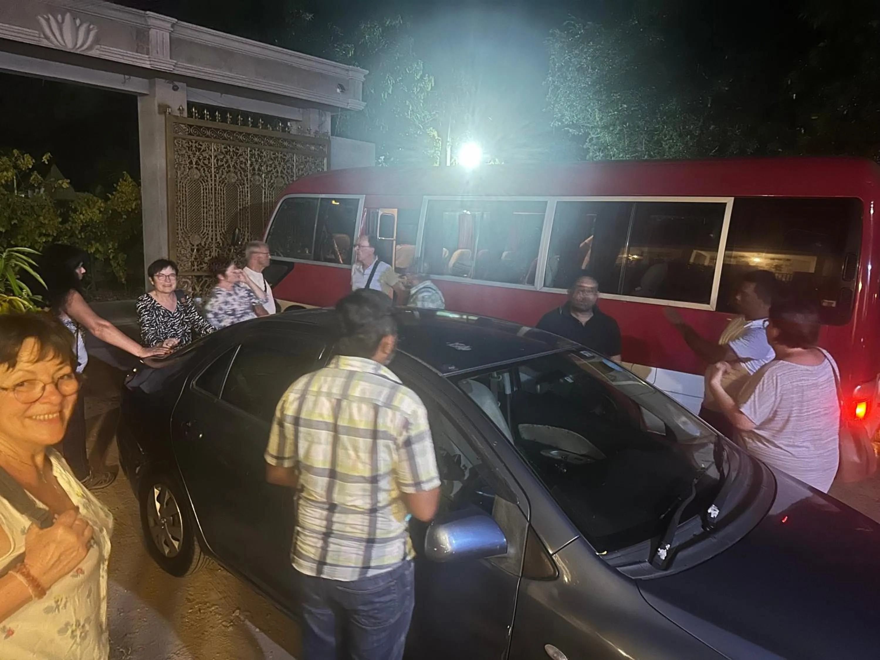 St CLAIRE'S GREEN Negombo Hotel & Hostels