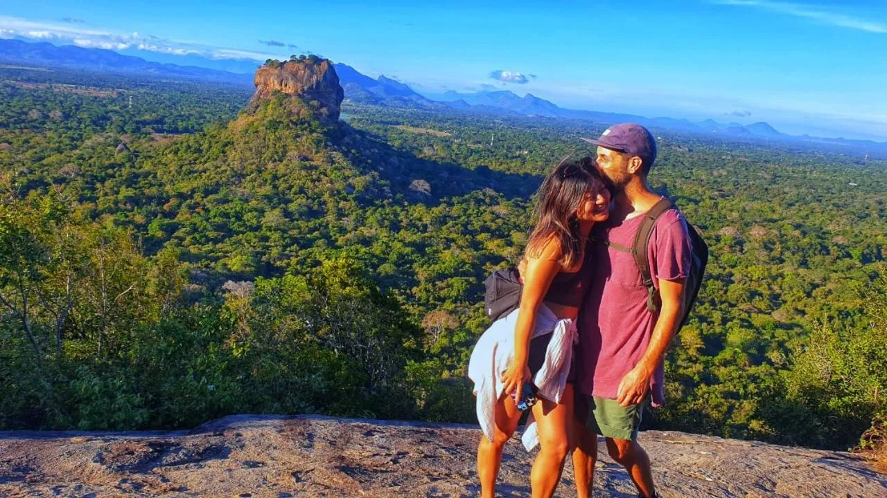 St CLAIRE'S GREEN Negombo Hotel & Hostels